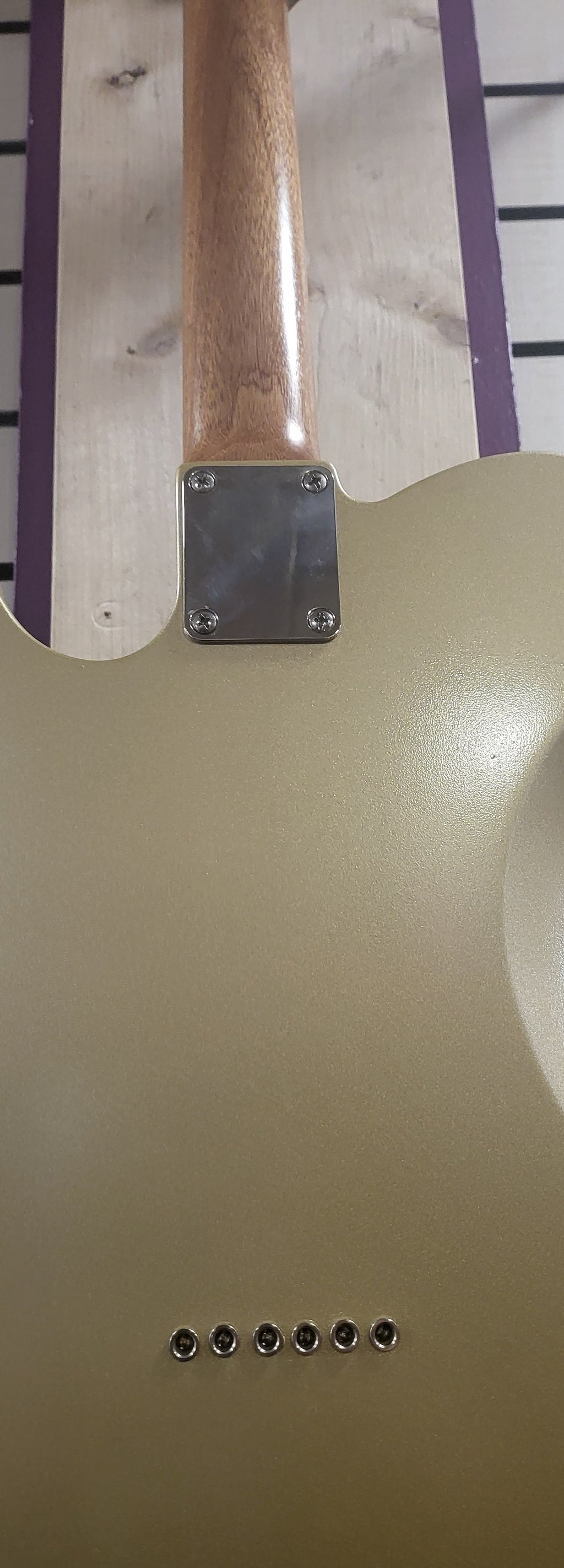 Black Cat Guitar 'Gold'