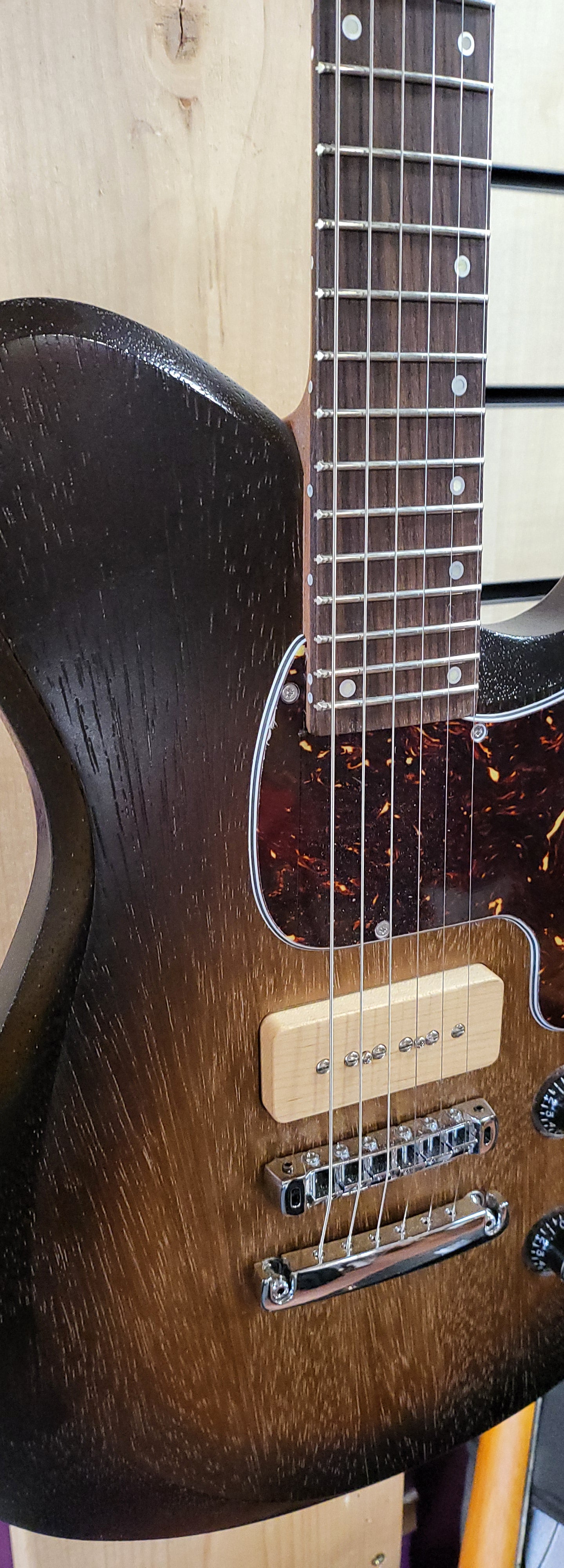 4th Avenue Guitars Graduate (Special)