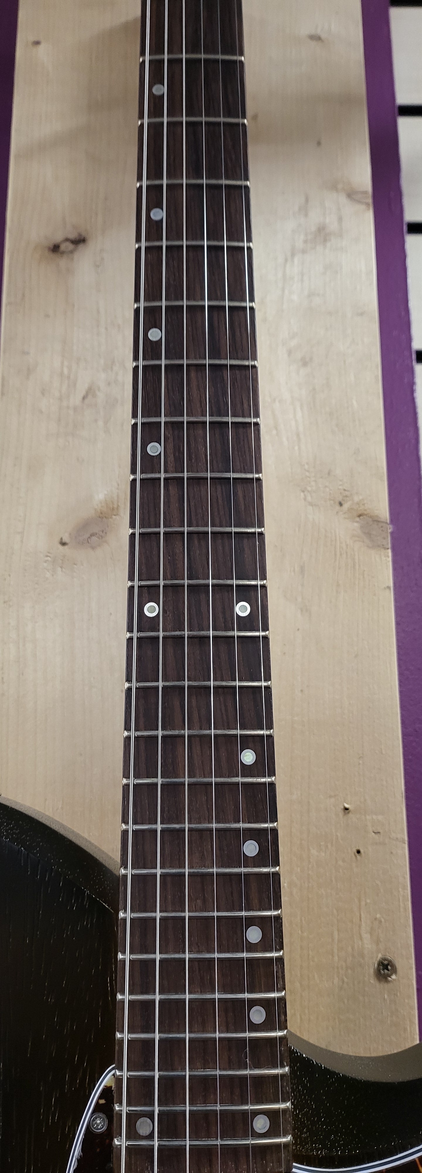 4th Avenue Guitars Graduate (Special)