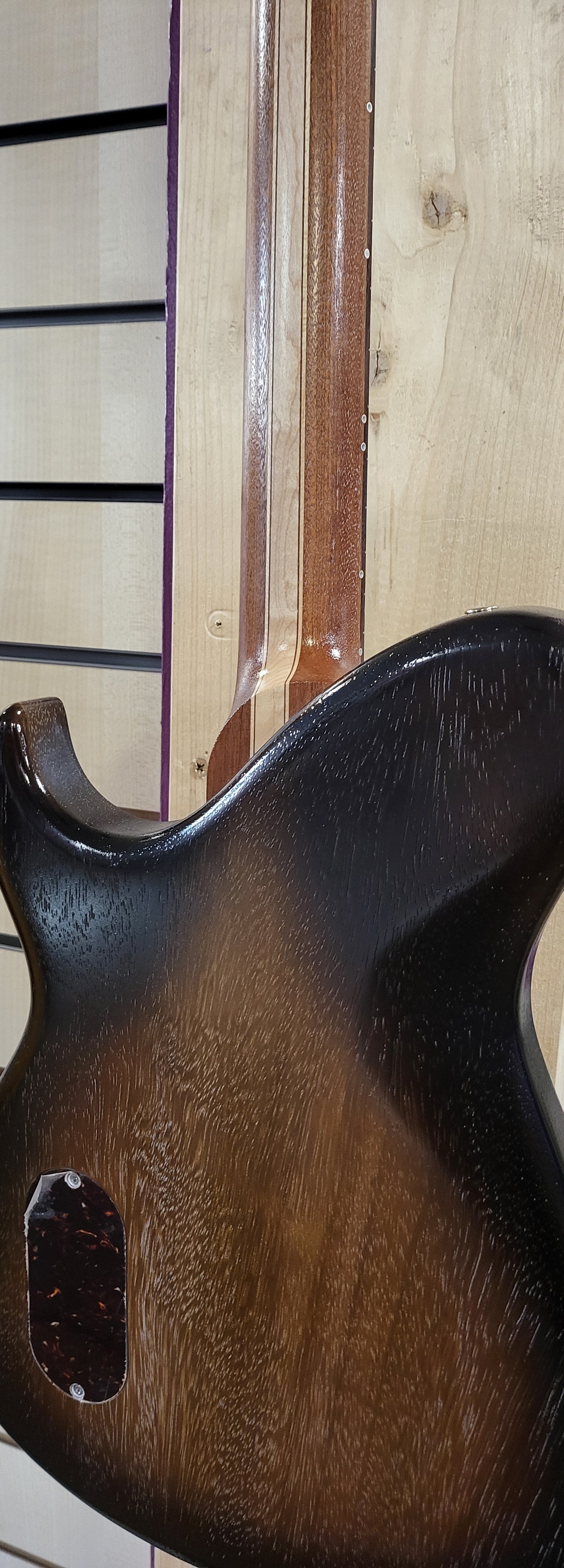 4th Avenue Guitars Graduate (Special)