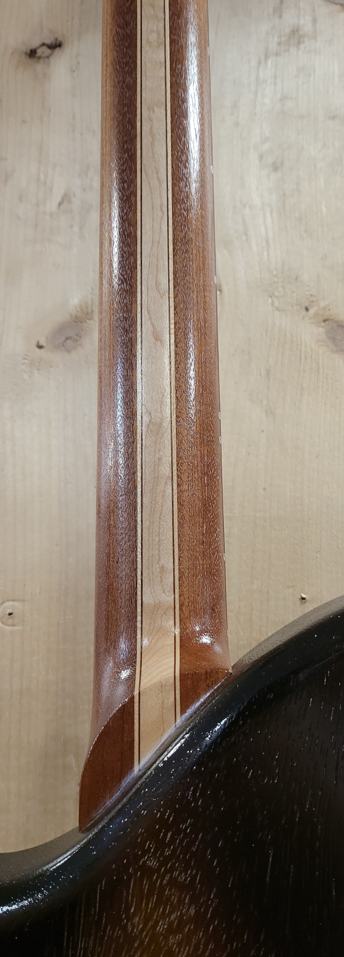 4th Avenue Guitars Graduate (Special)