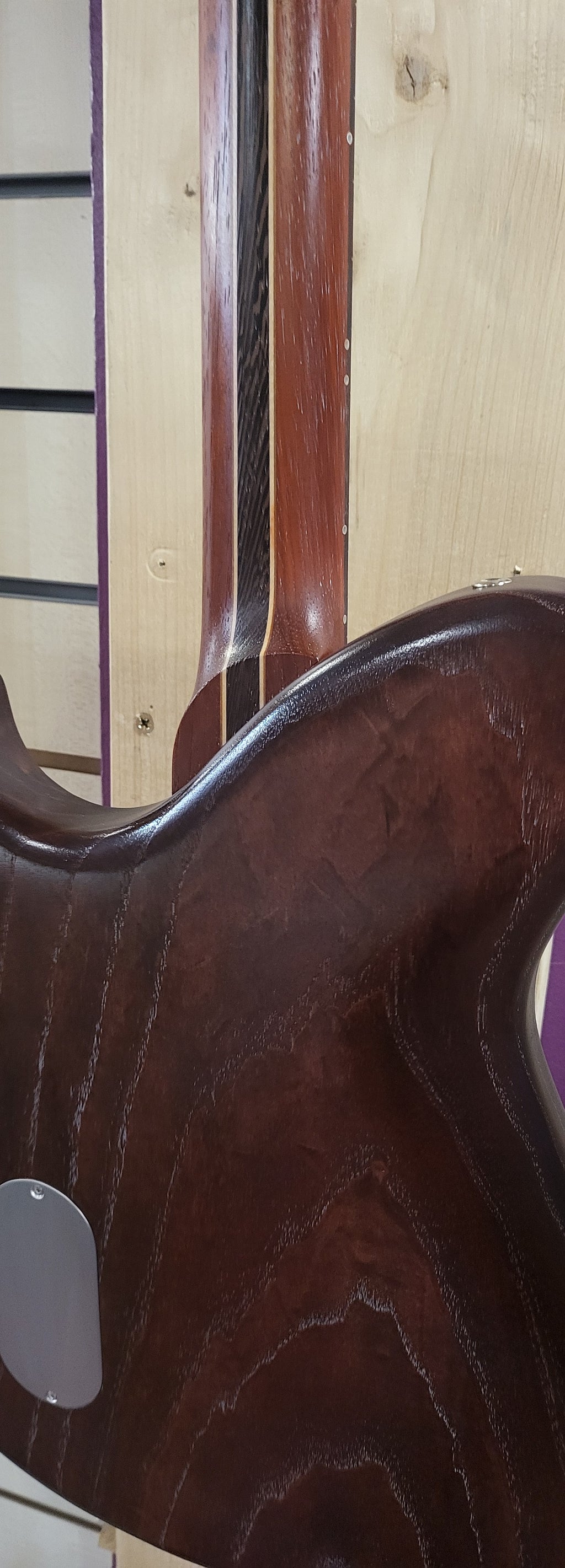 4th Avenue Guitars Graduate