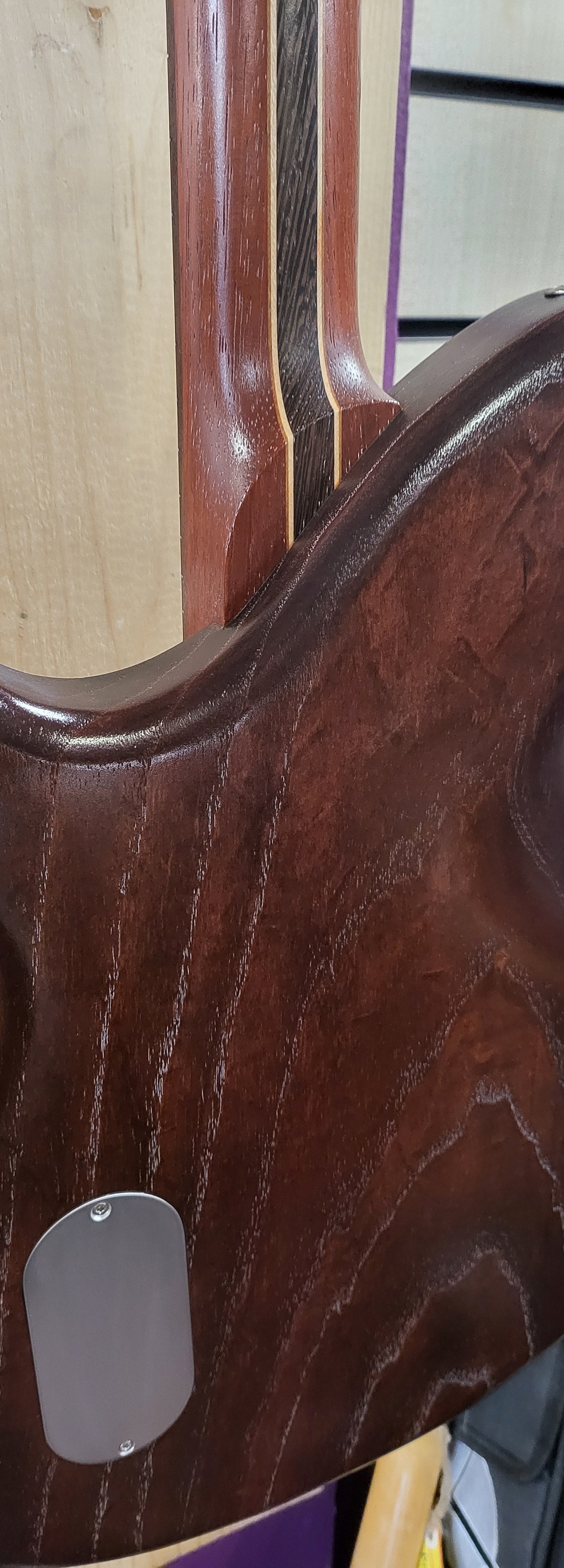 4th Avenue Guitars Graduate