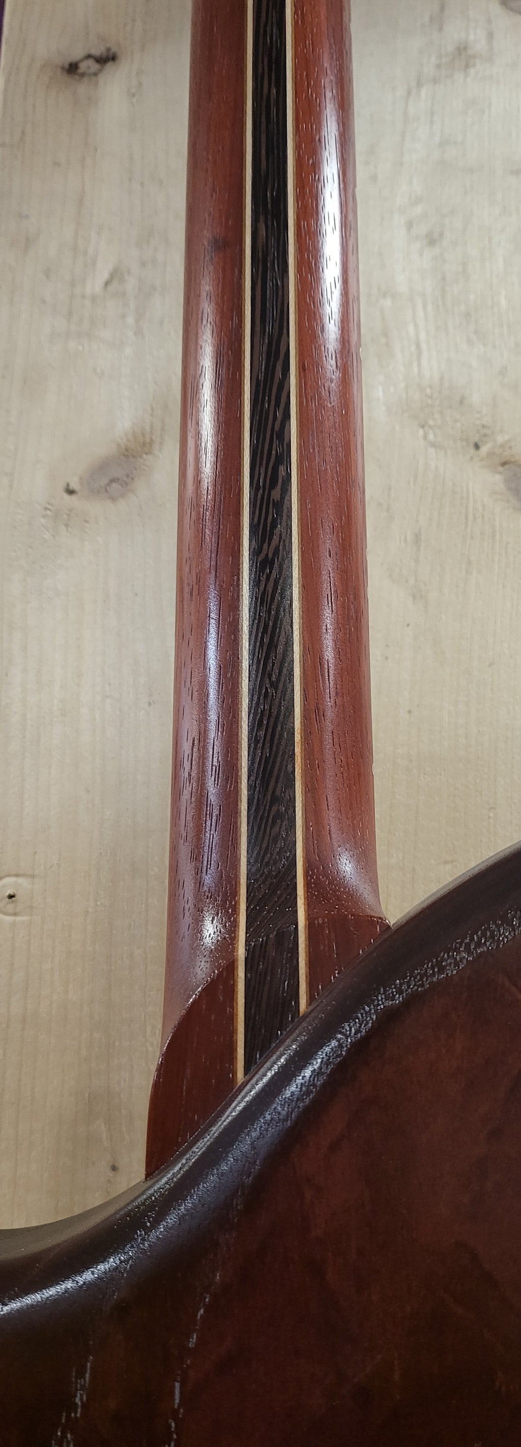 4th Avenue Guitars Graduate