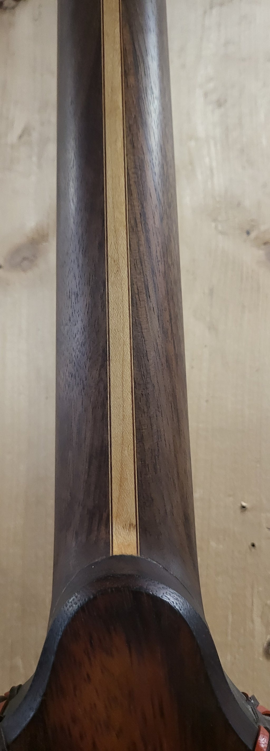 4th Avenue Guitars Svalinn.