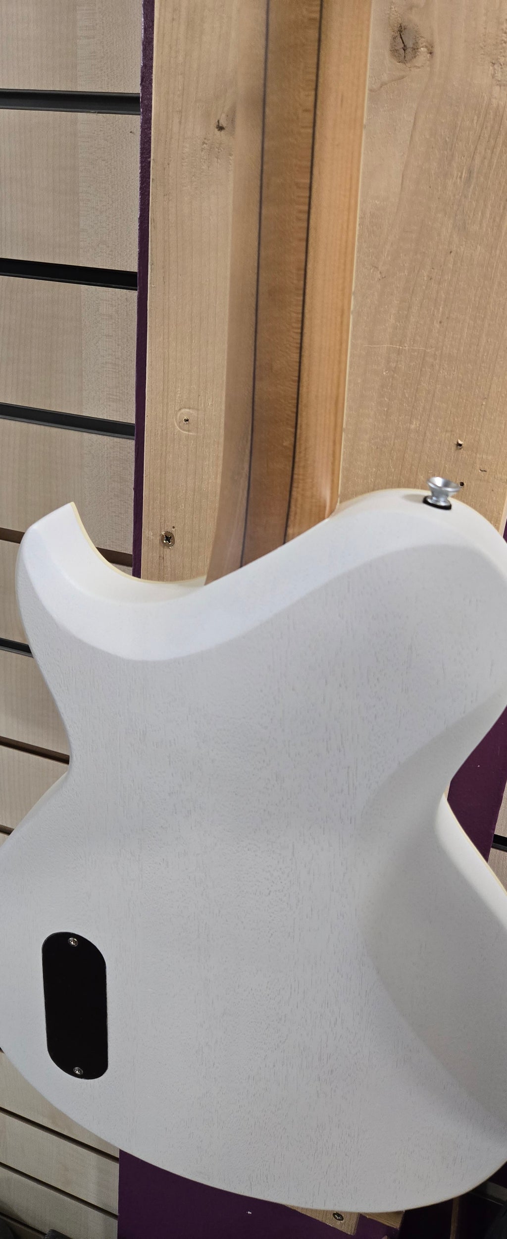 Aria Pro ii 718 MK2 OPWH Brooklyn