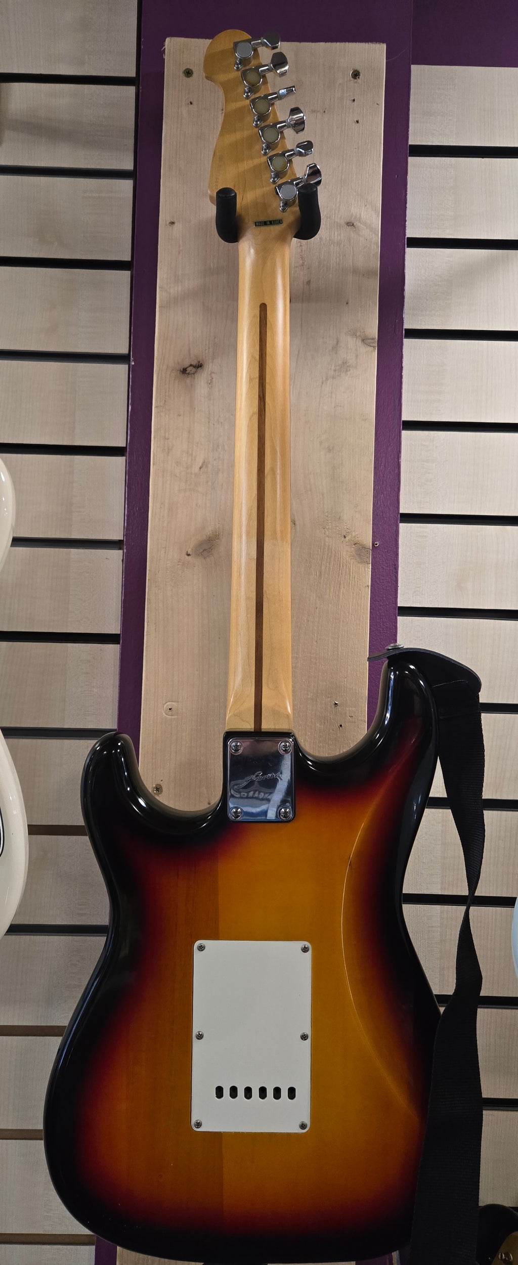 Fenix by Yong Chang Pre Loved