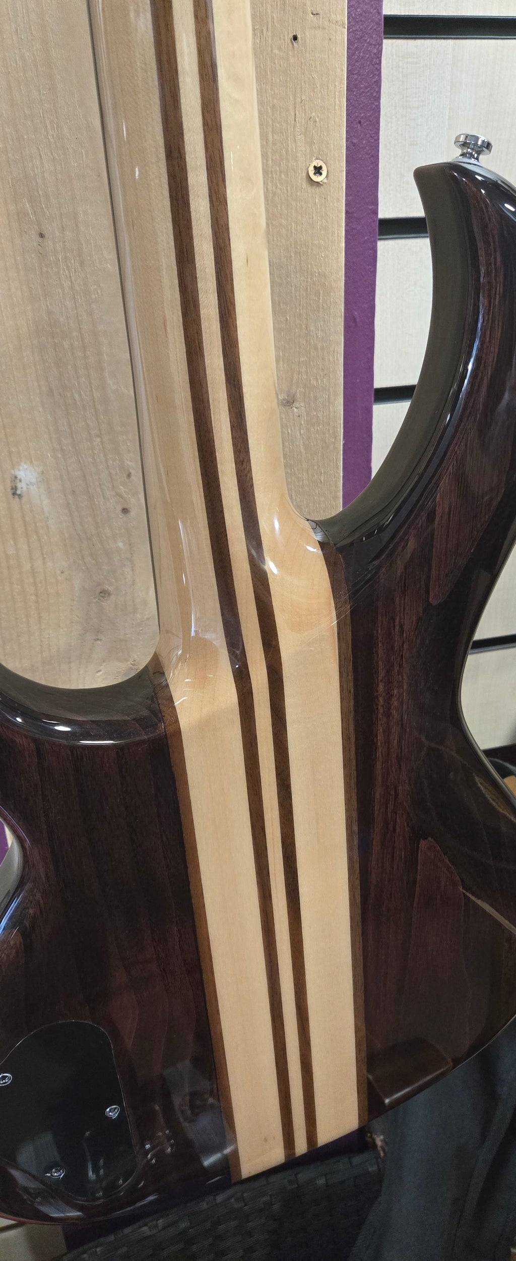 Aria Pro II SB 700 WA