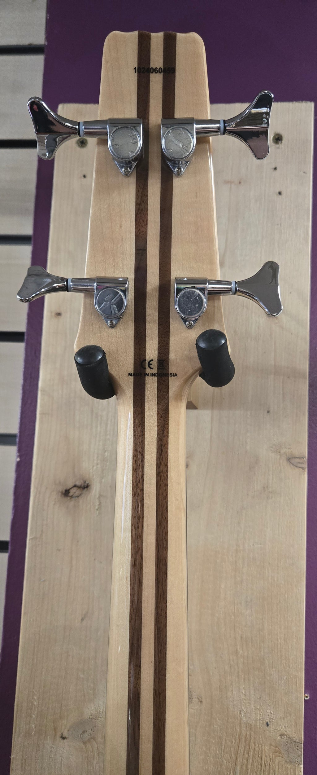 Aria Pro II SB 700 WA