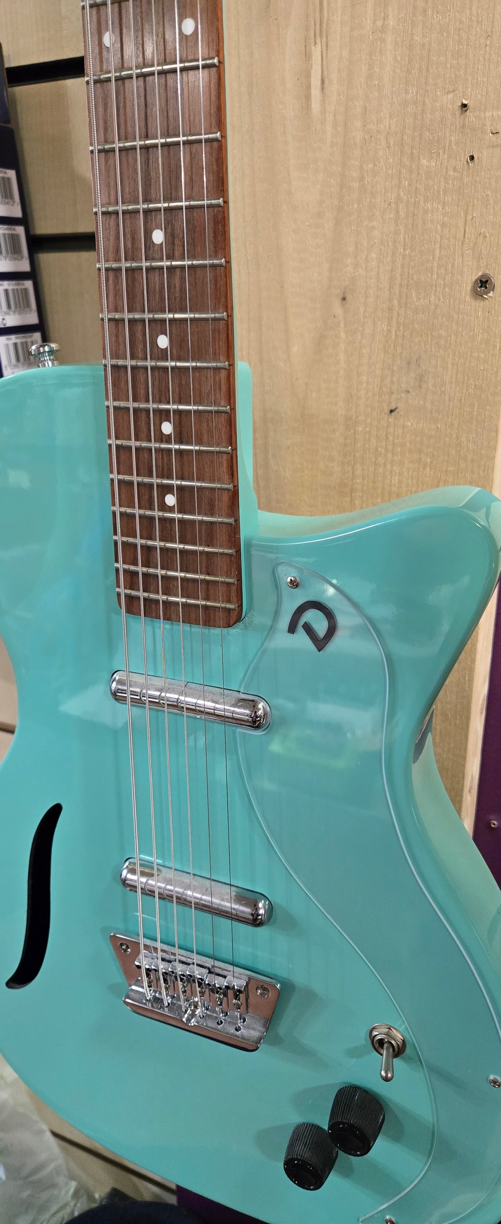 Danelectro Baritone DGB56 Pre Loved
