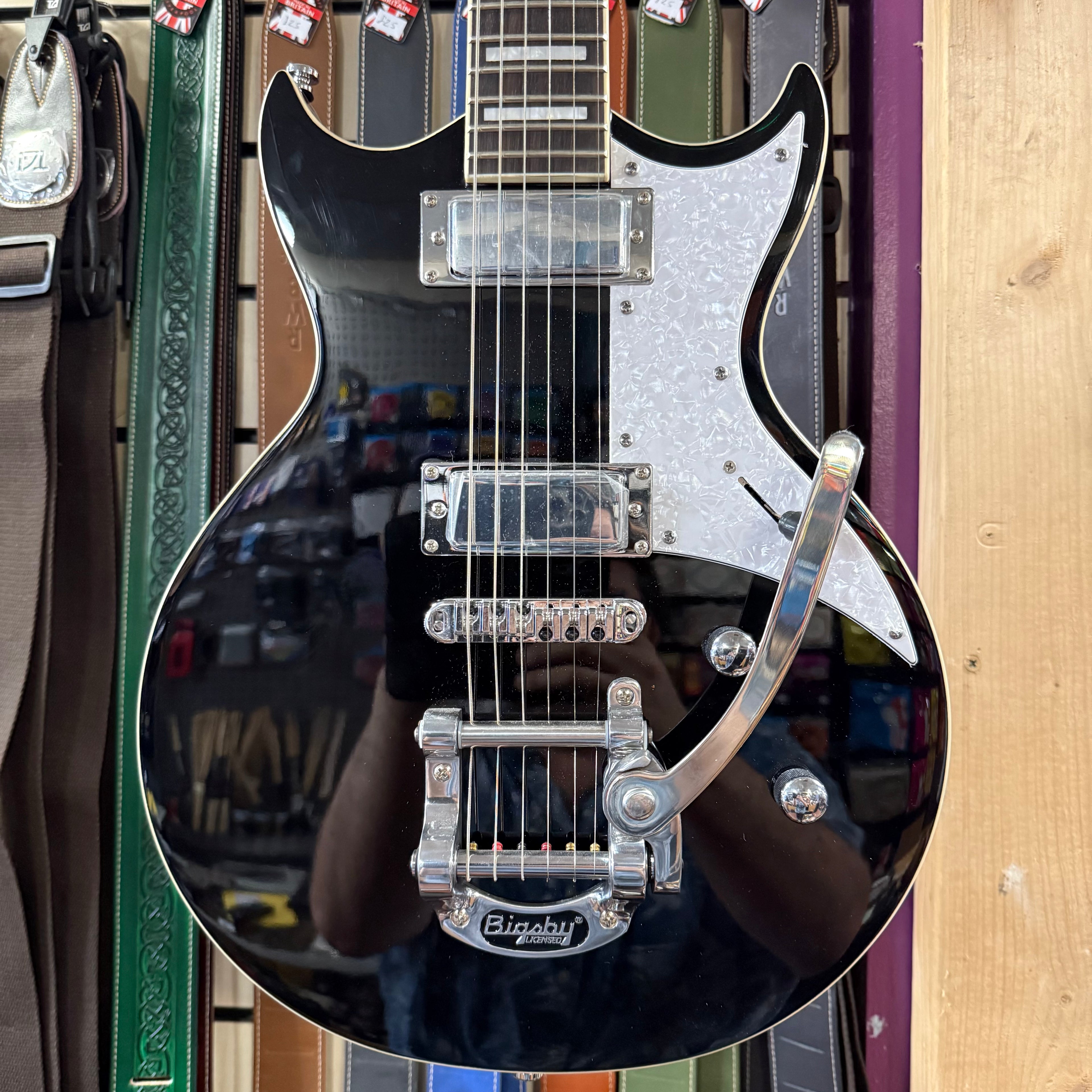 Aria Bowrey 212 MK2 BK