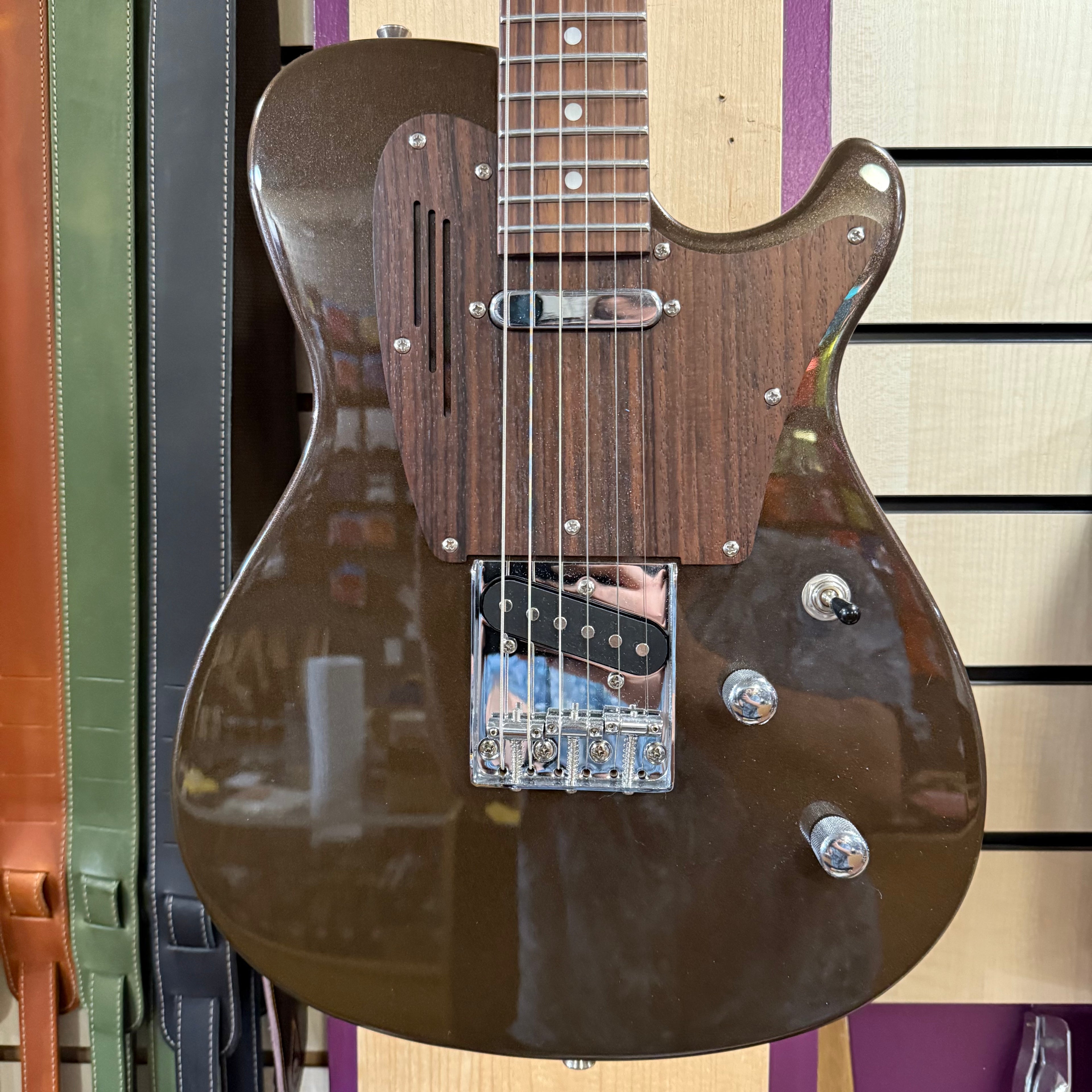 Magneto UT Wave Metallic Brown