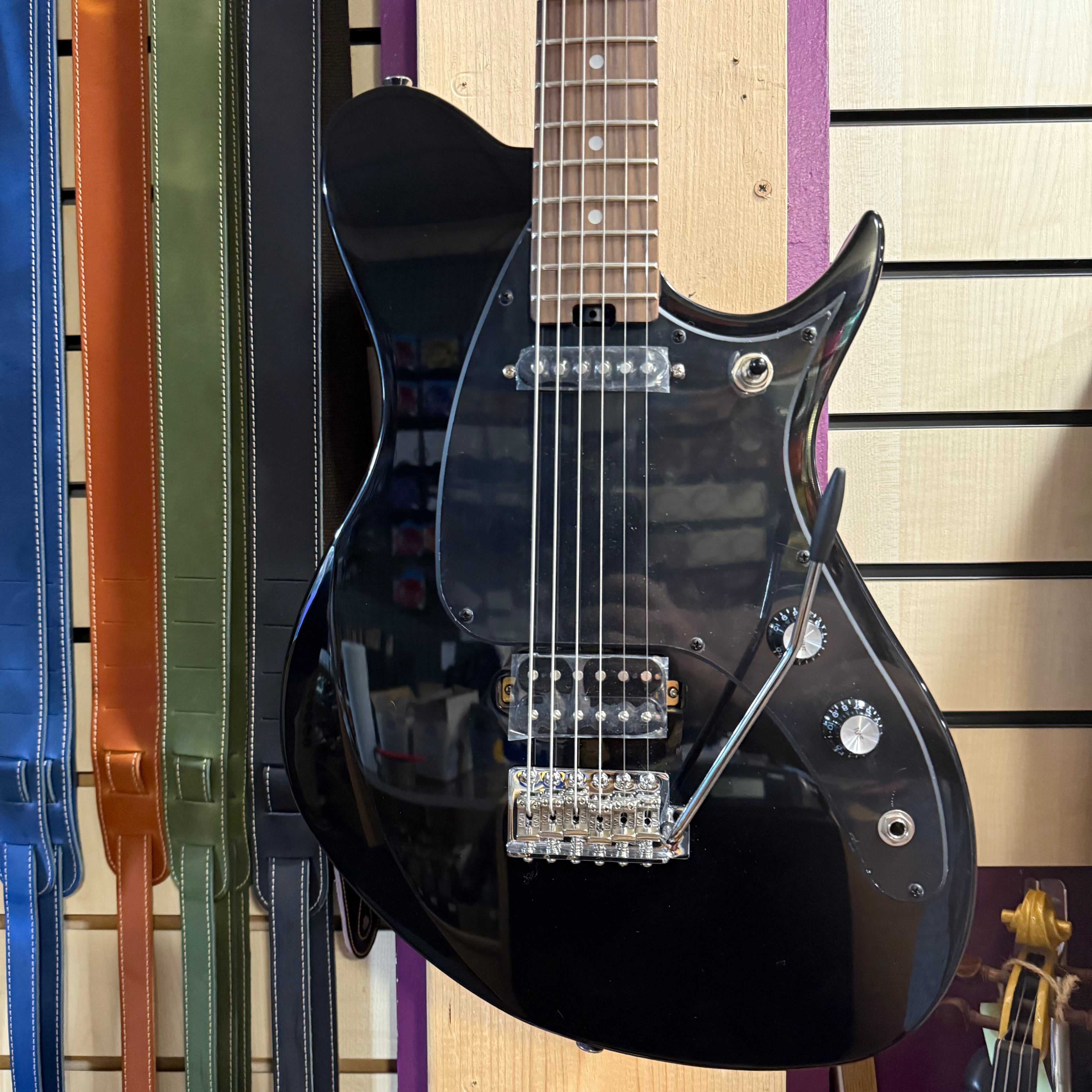 Aria JET B'TONE BK Baritone