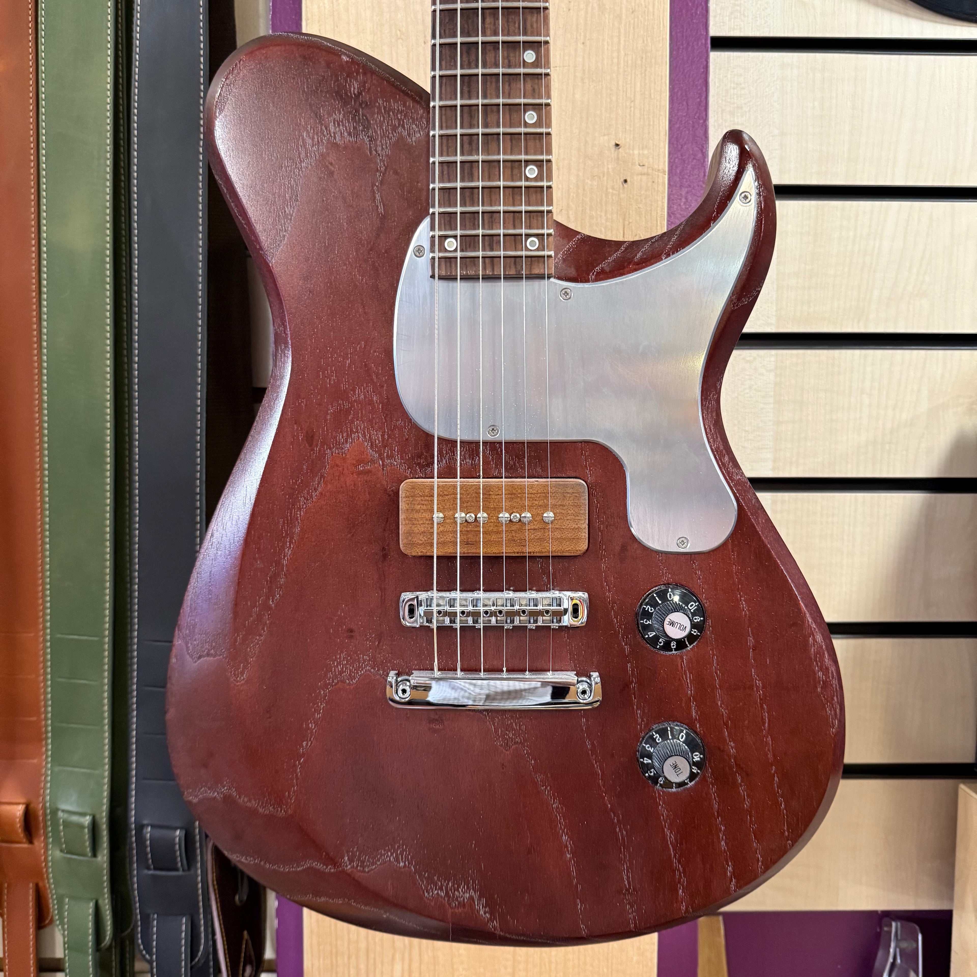 4th Avenue Guitars Graduate