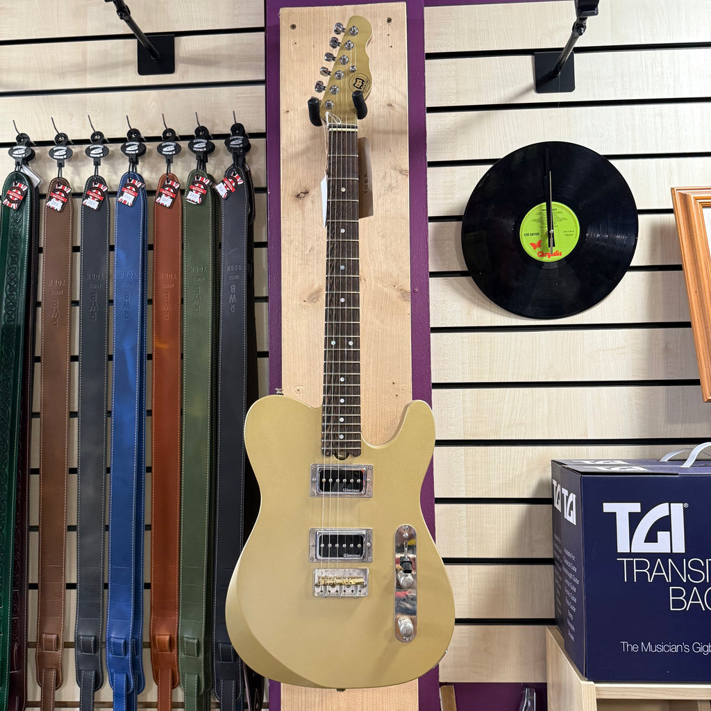 Black Cat Guitar 'Gold'