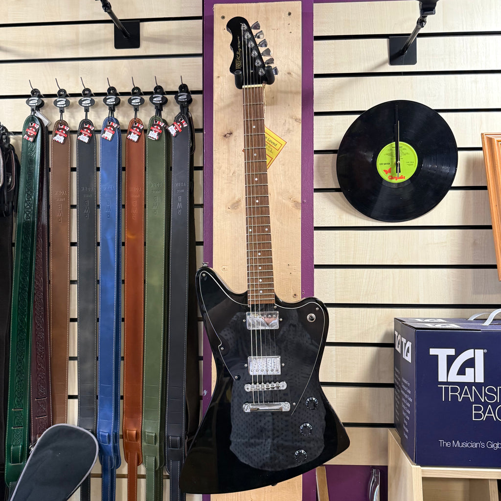 Pre loved Fret King FKV75 Black