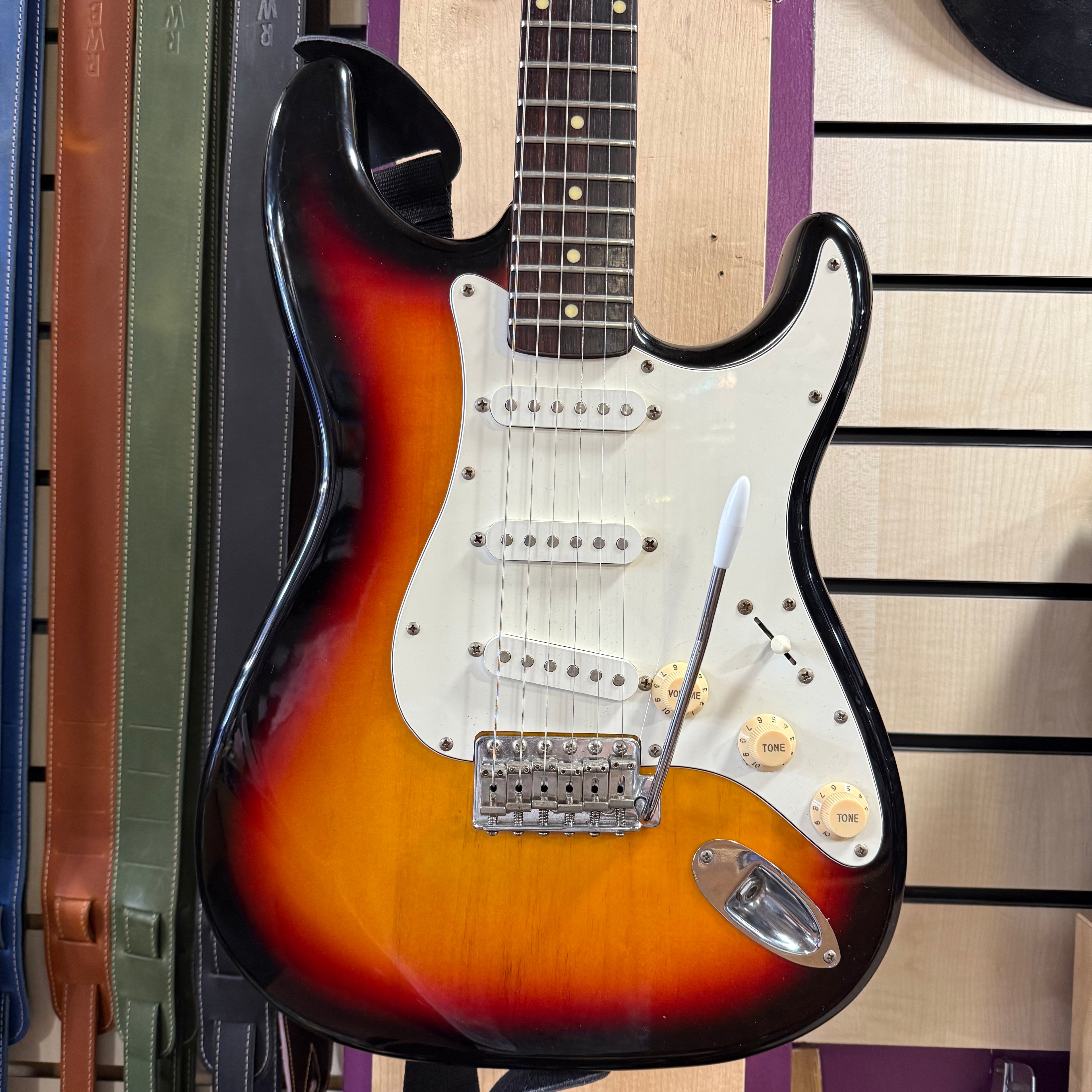 Fenix by Yong Chang Pre Loved