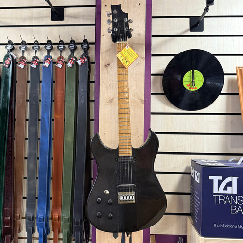 Bite Home build ? Lefty 5 string with bite Pre Loved