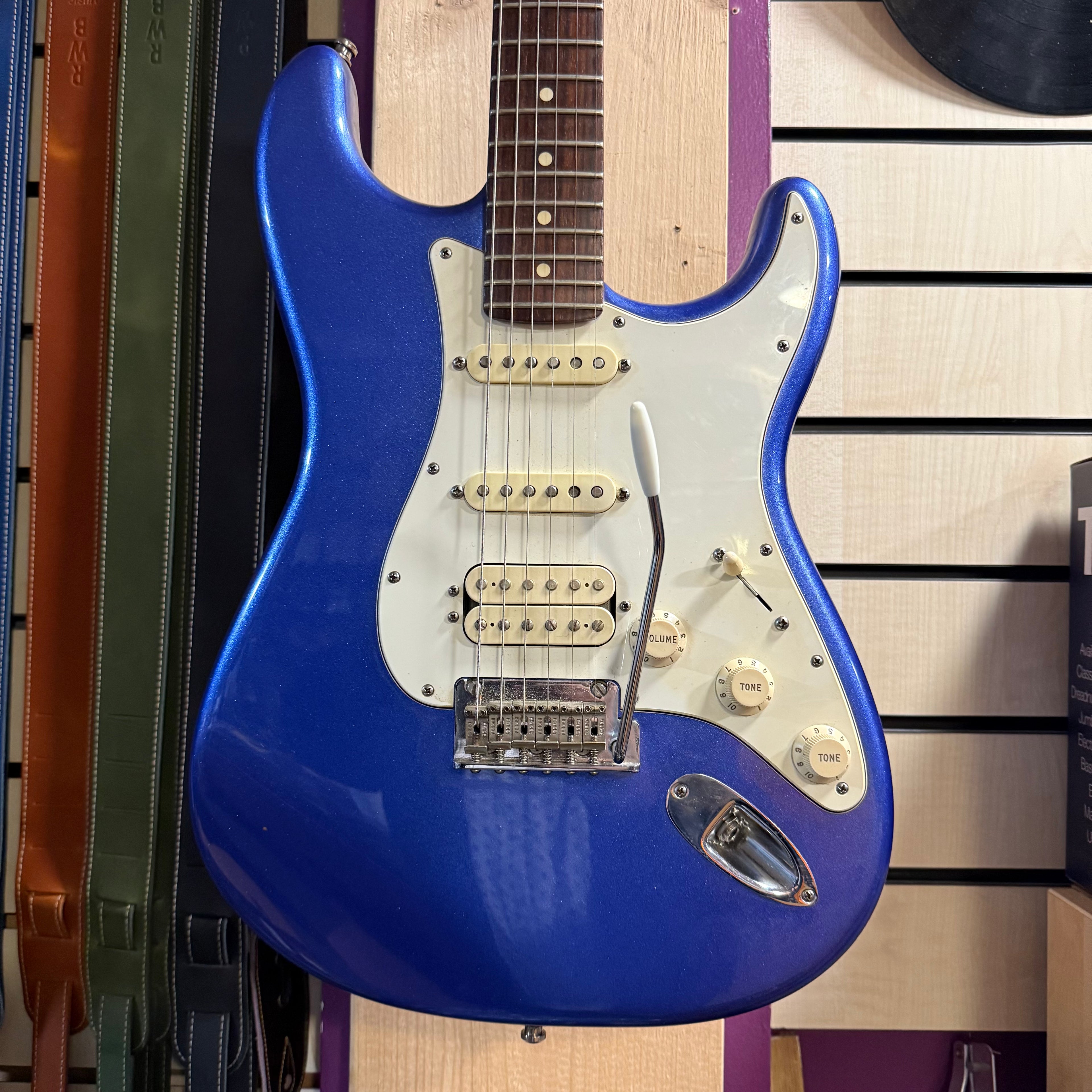 Fender Stratocaster 60th anniversary HSS RW OBM (2015) Pre Loved