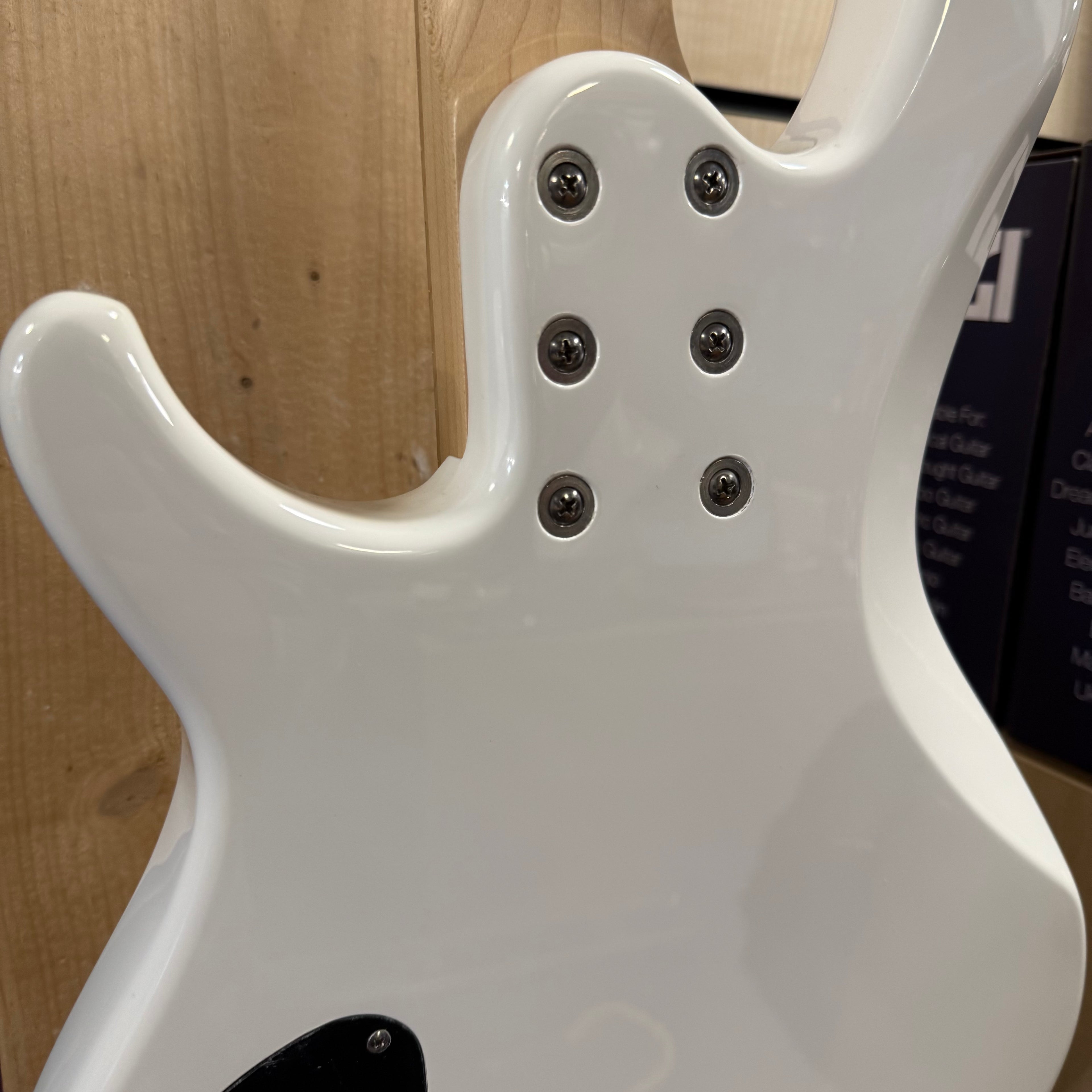 Aria Pro II RSB-618/5