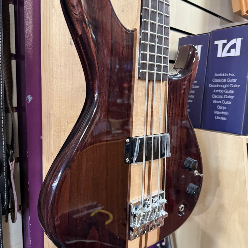 Aria Pro II SB 700 WA