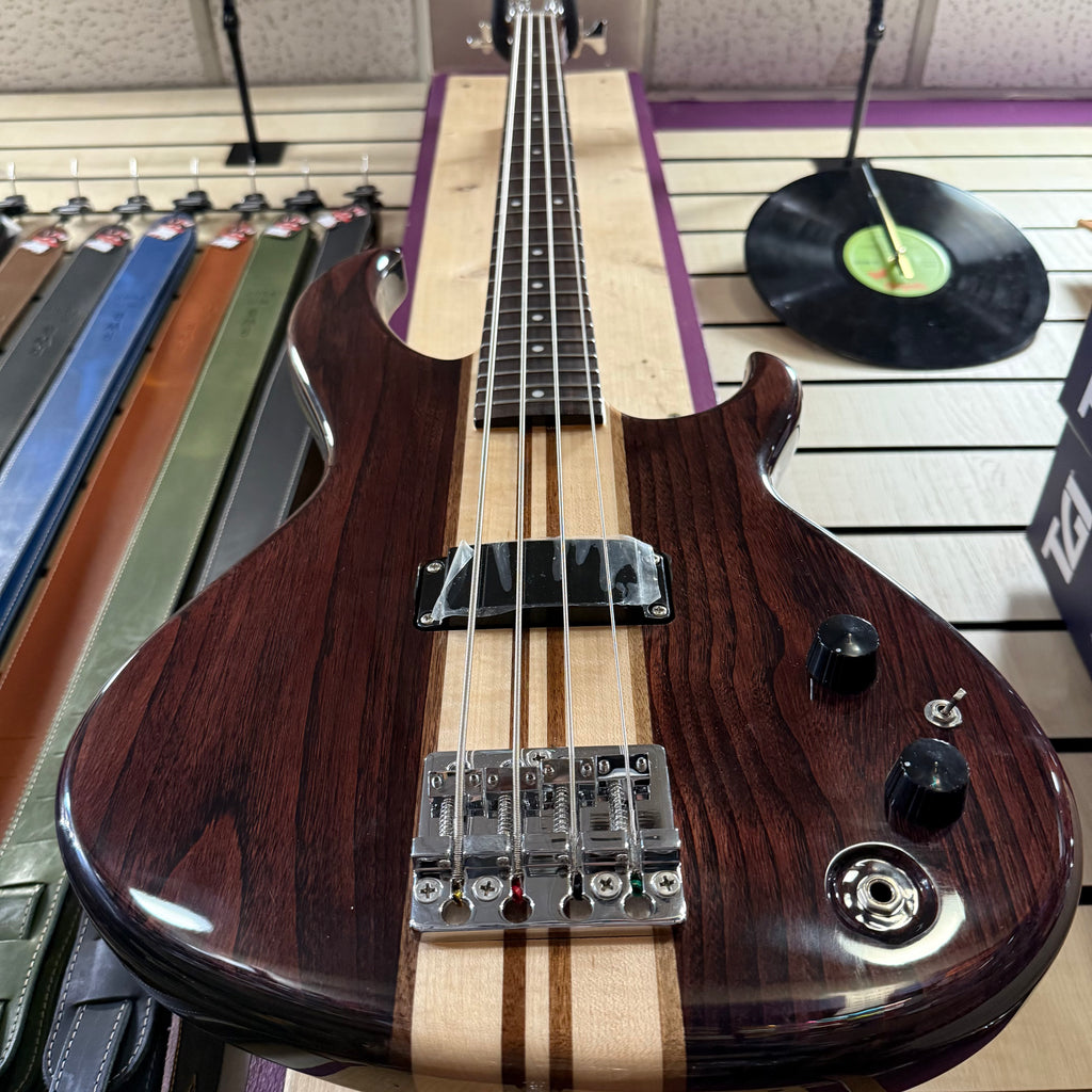 Aria Pro II SB 700 WA