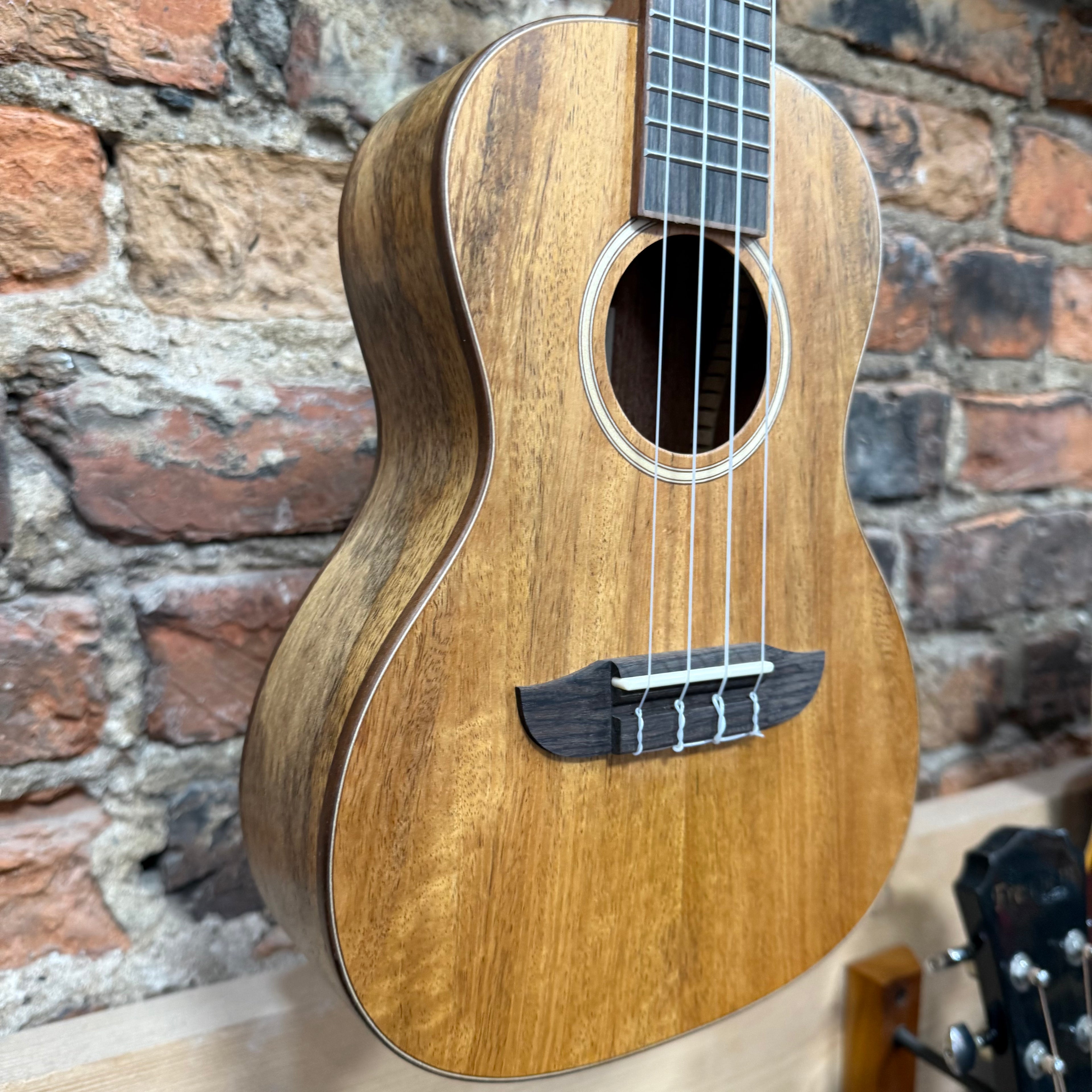 Ortega Concert RUMG-Left handed