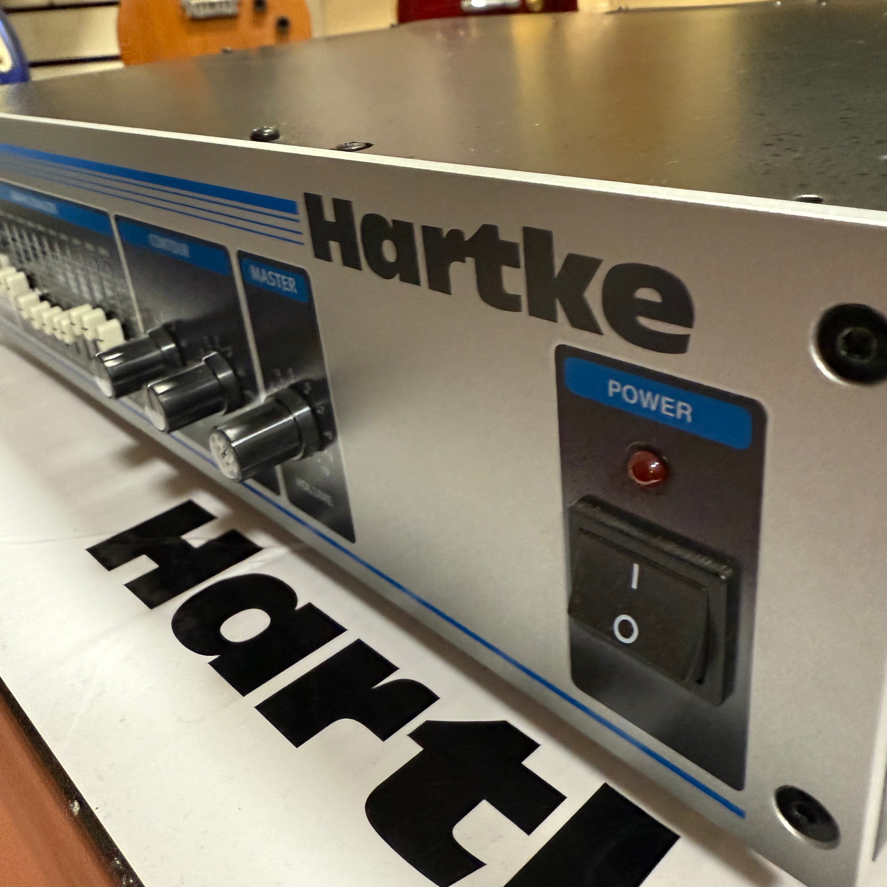 Hartke Bass amp head HA2500 Pre-Loved
