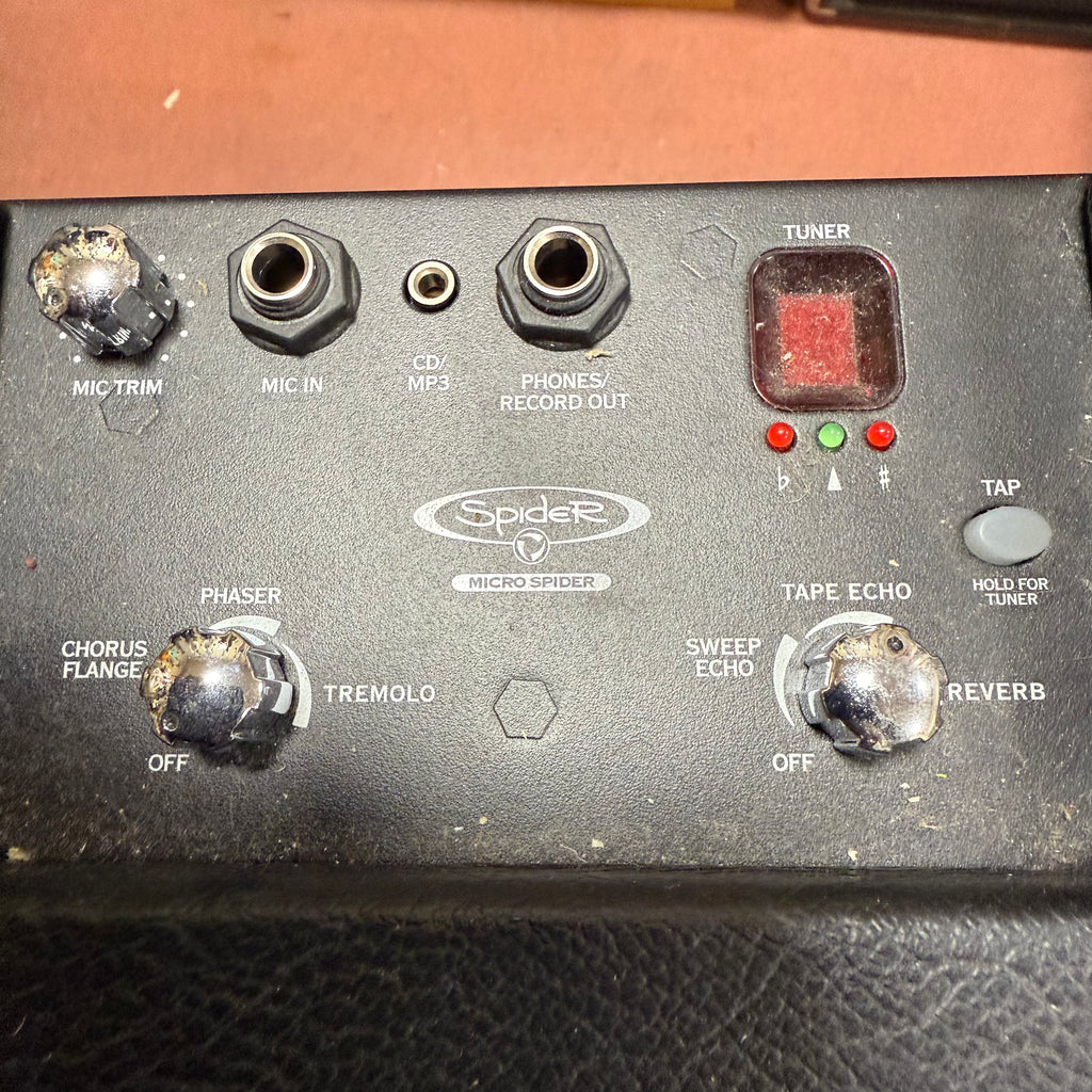 Line 6 Micro and Footswitch Pre-Loved (No PowerSupply)