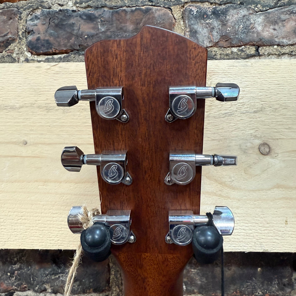 Breedlove Discovery S Concerto SIT/MAH