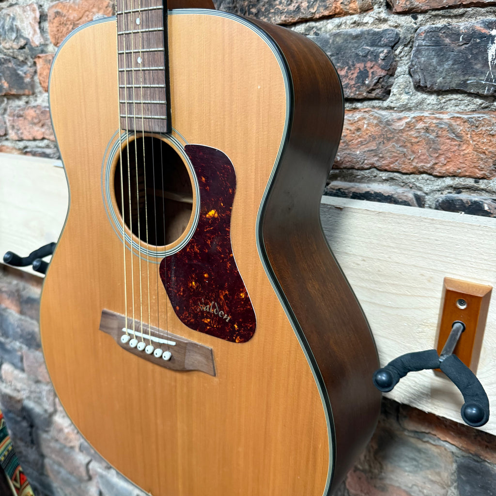 Pre loved Walden G570