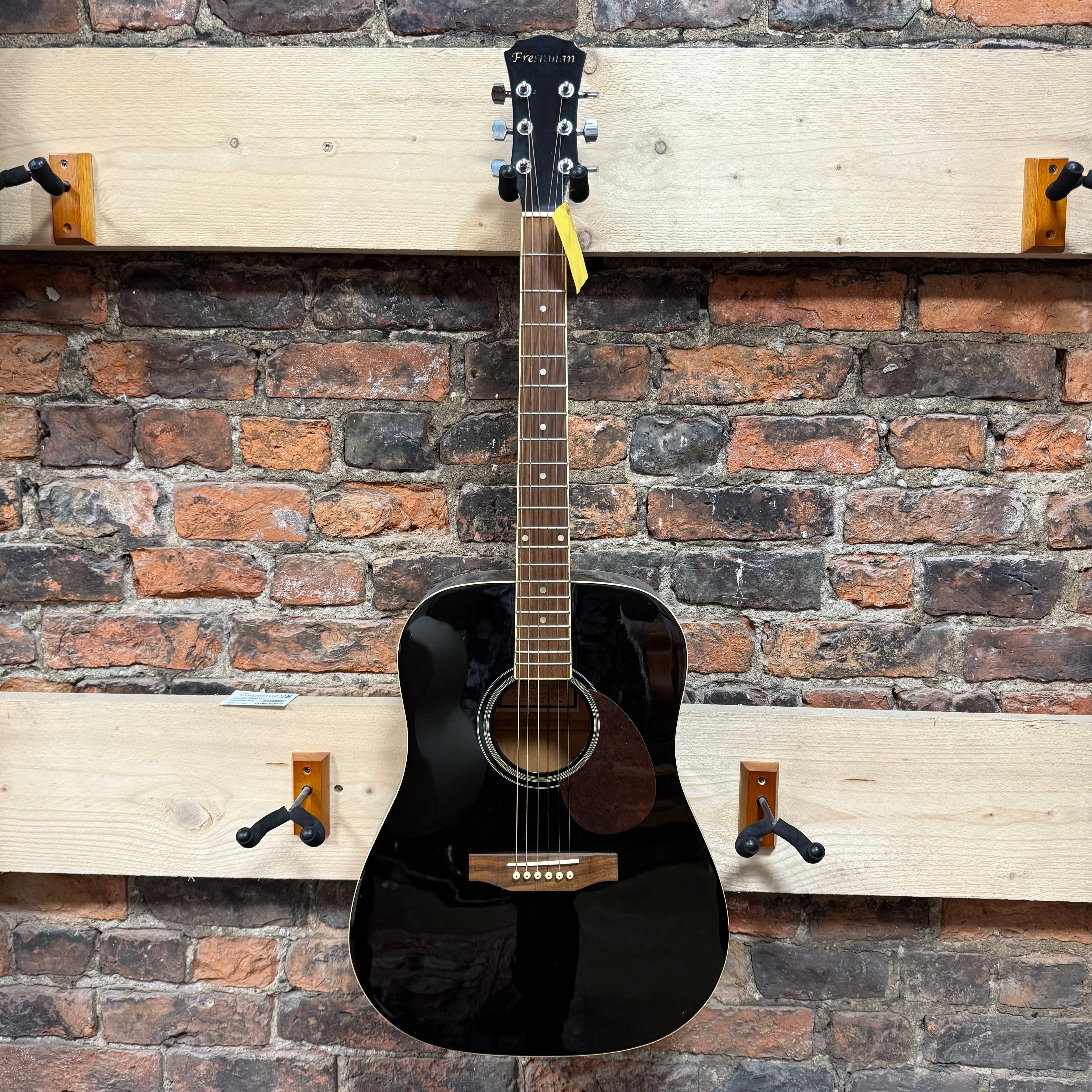 Freshman FA1D BK Pre-Loved