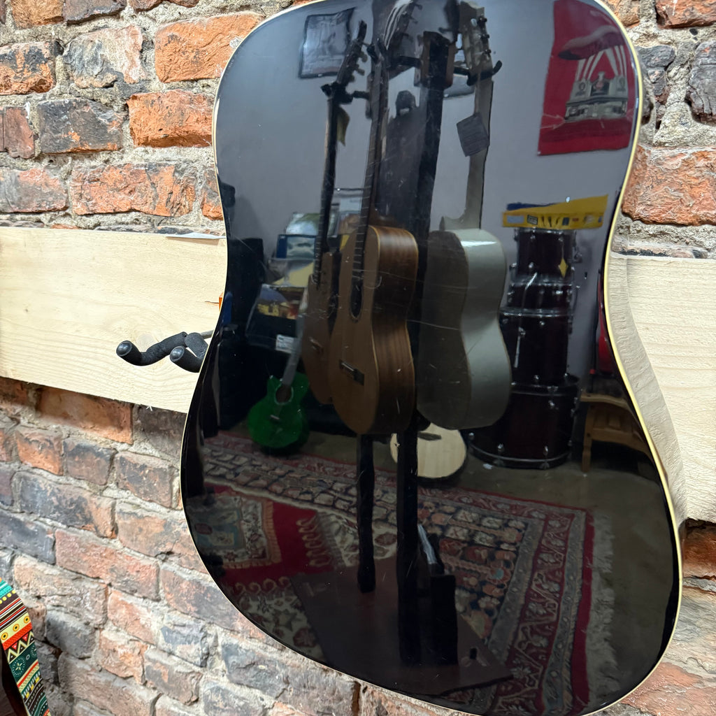 Freshman FA1D BK Pre-Loved