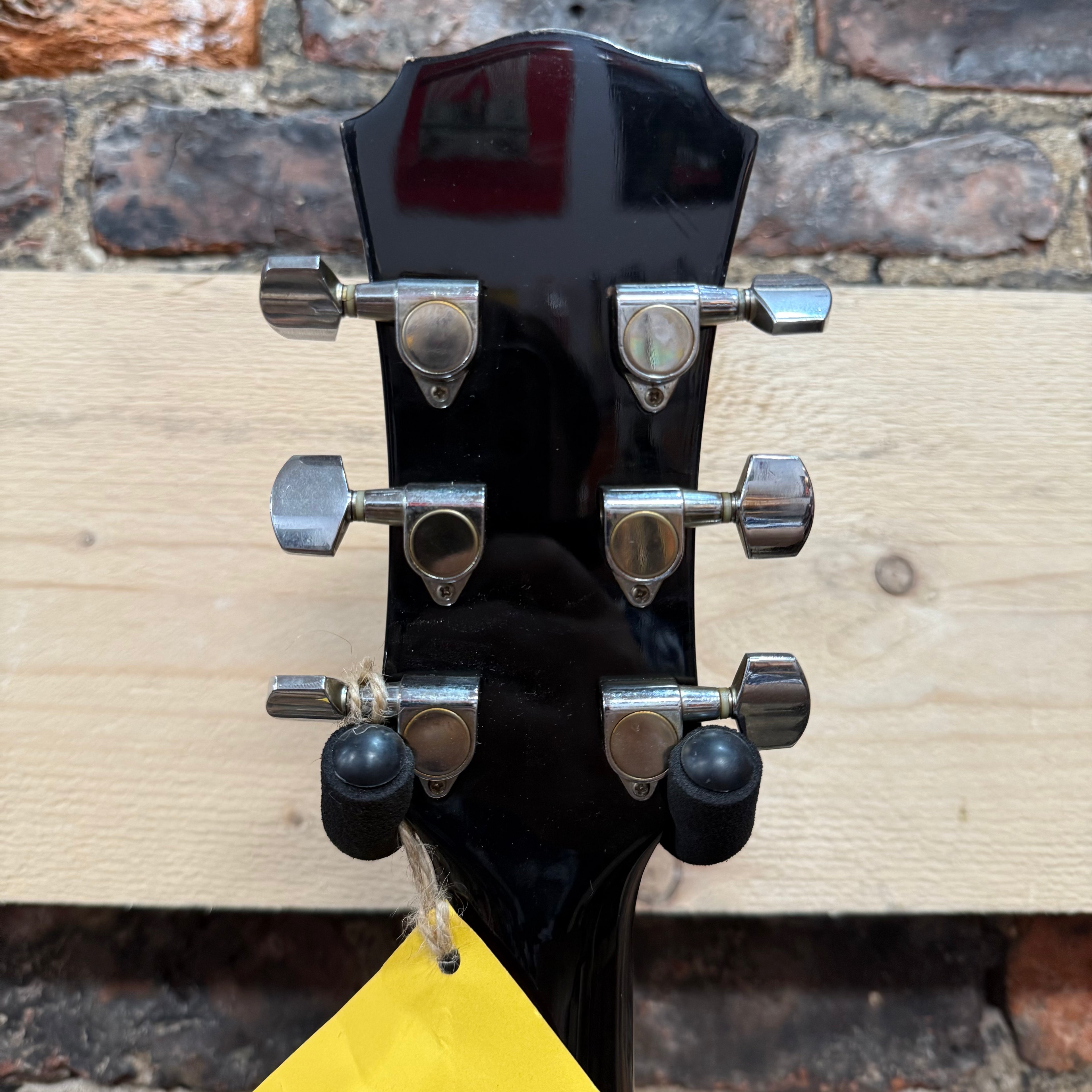 Freshman FA1D BK Pre-Loved