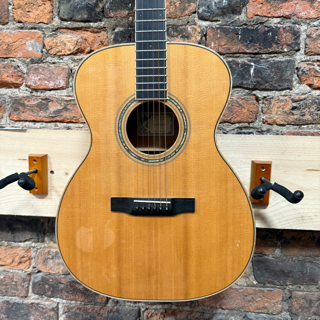 Larrivee LEFTY Pre-Loved