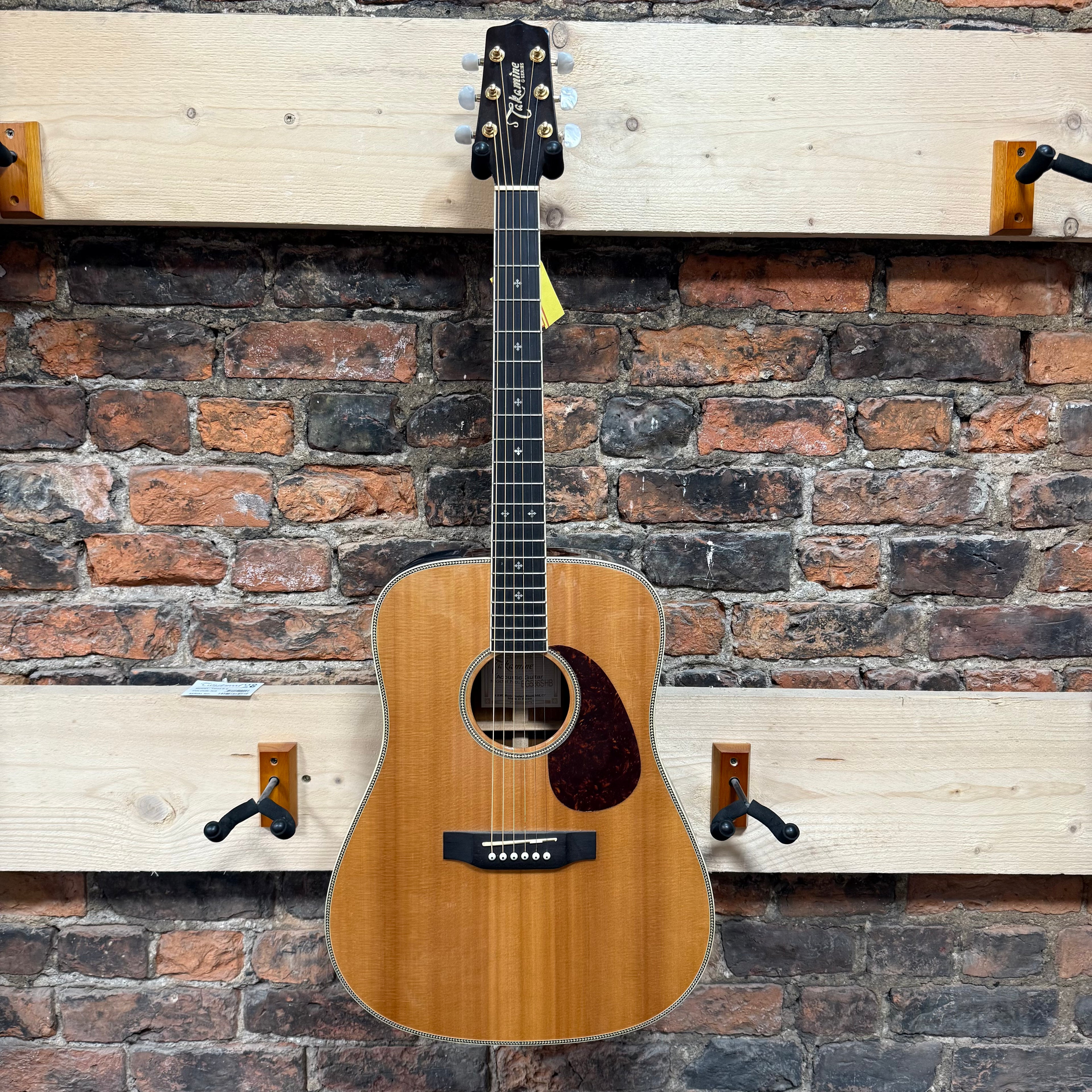 Takamine EG536SHB Pre-Loved
