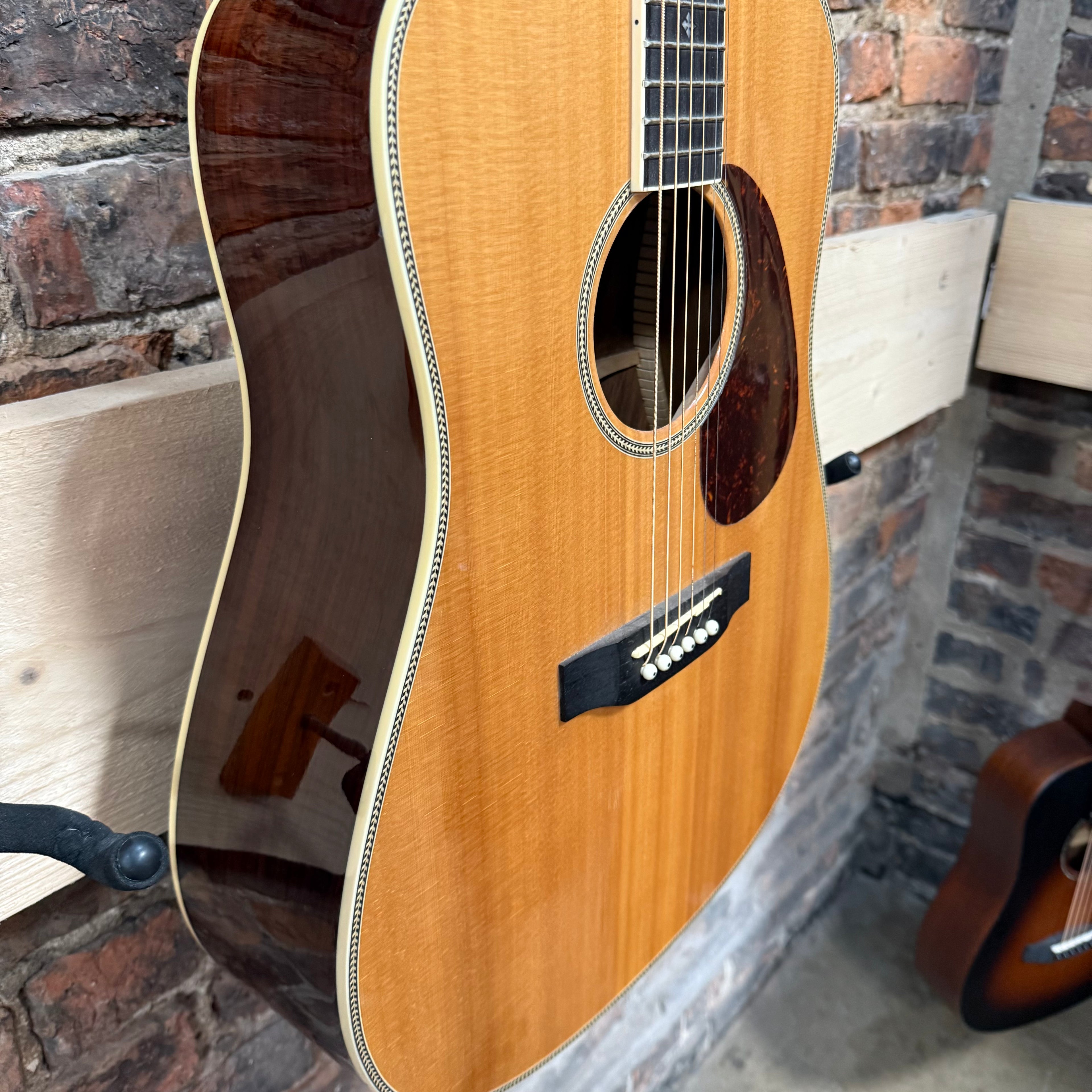 Takamine EG536SHB Pre-Loved