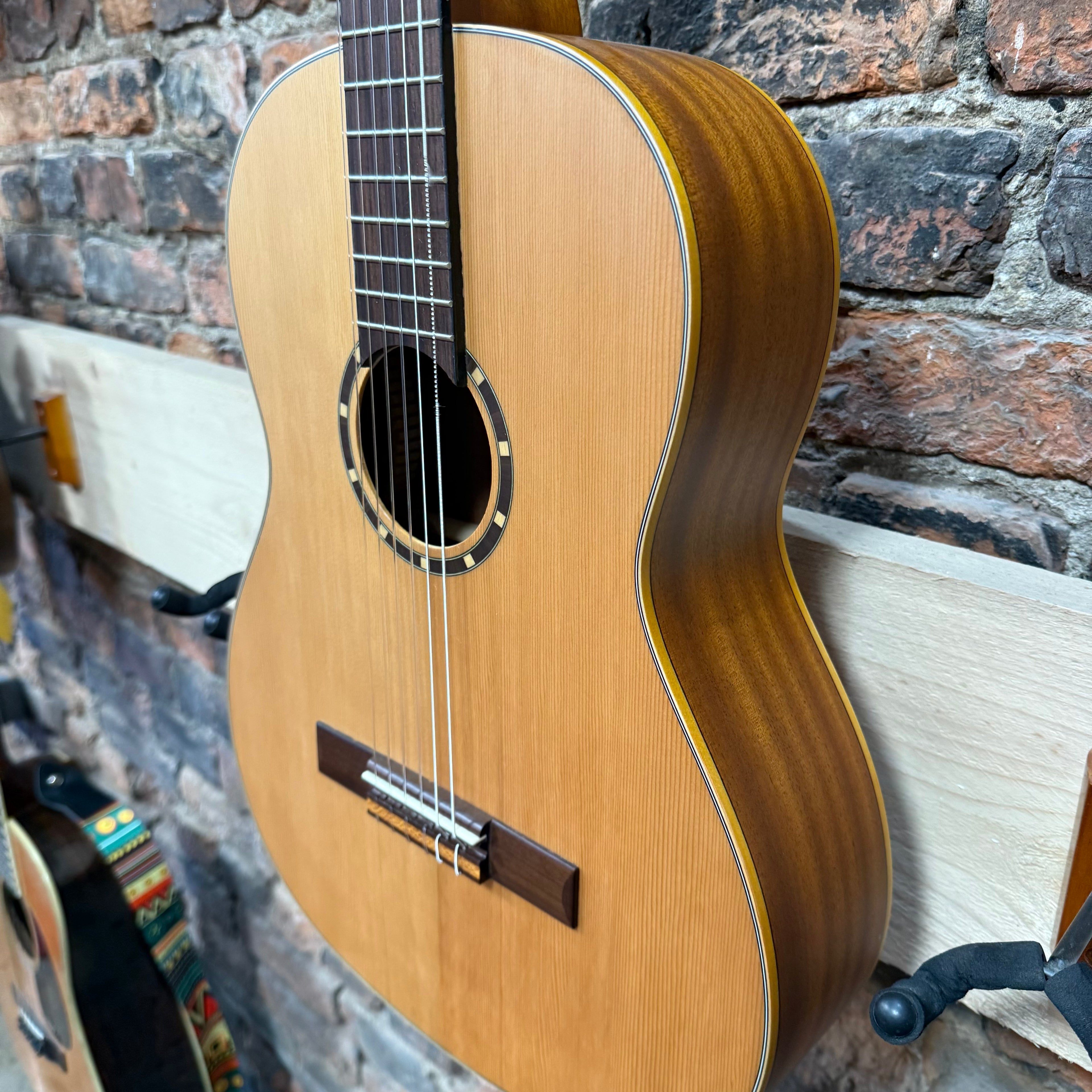 Ortega R122SN-Left Handed