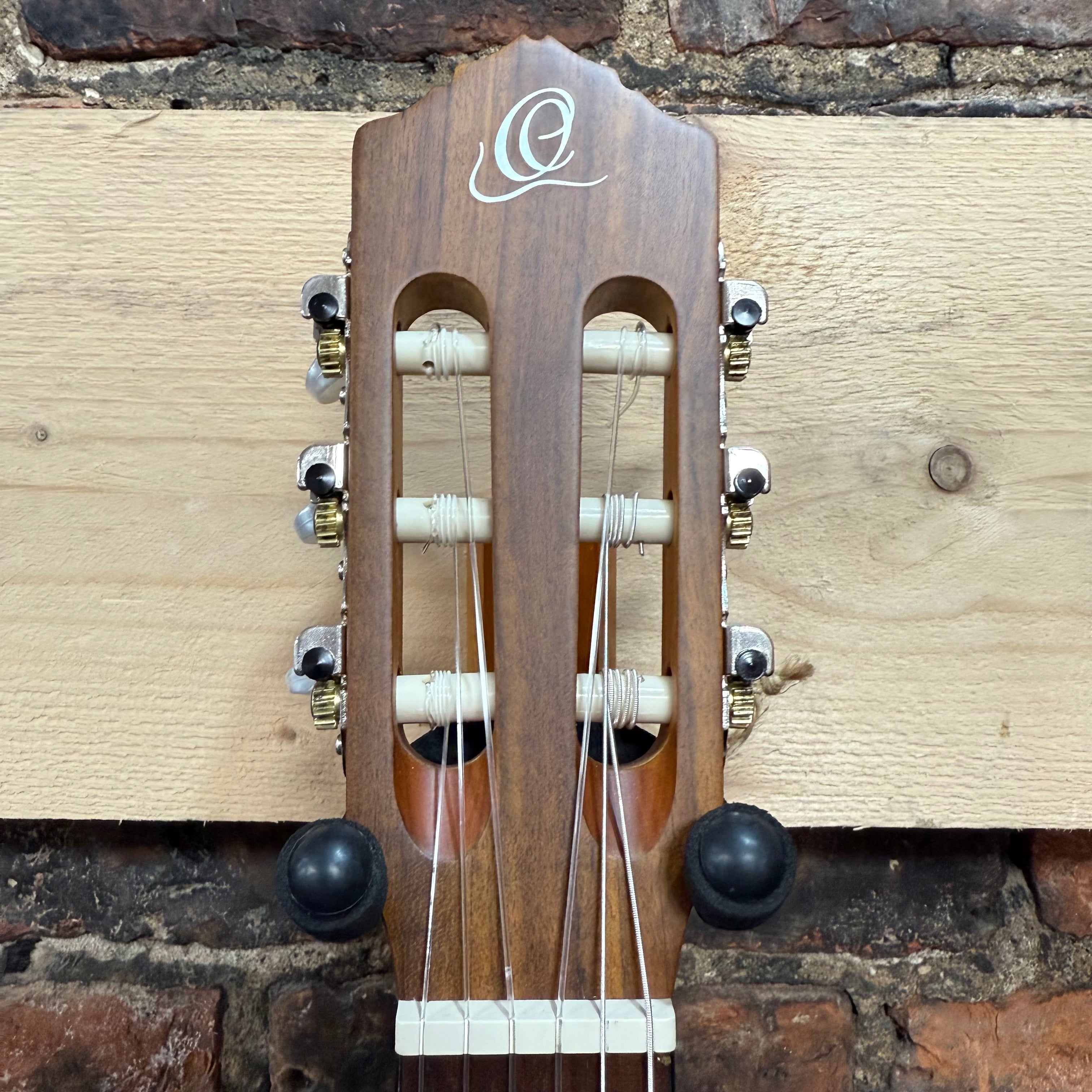 Ortega R122SN-Left Handed