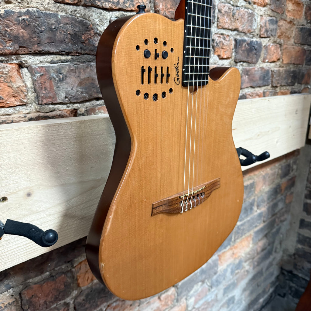 Pre loved Godin Multaic ACS Cedar