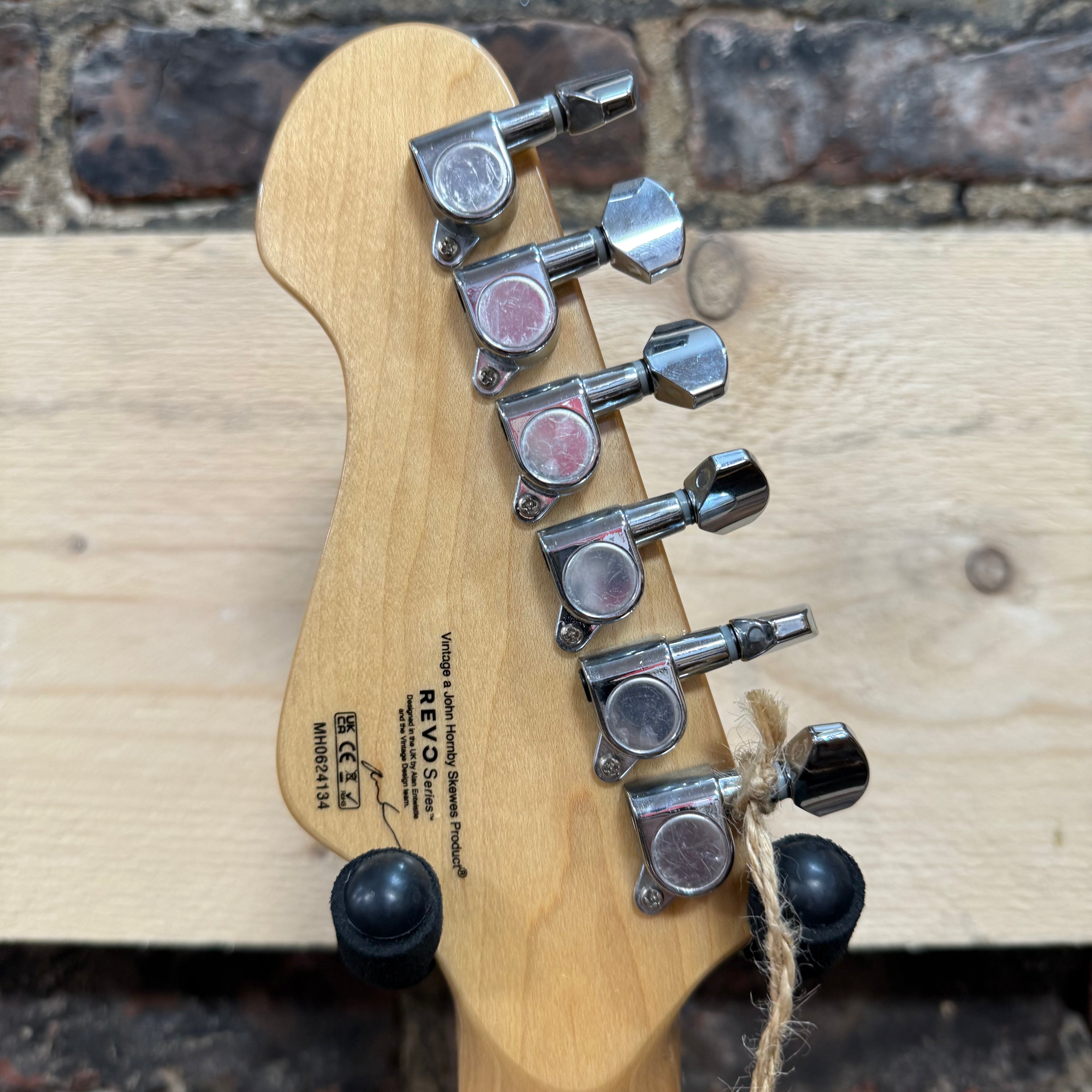 Vintage REVO VRE900SB