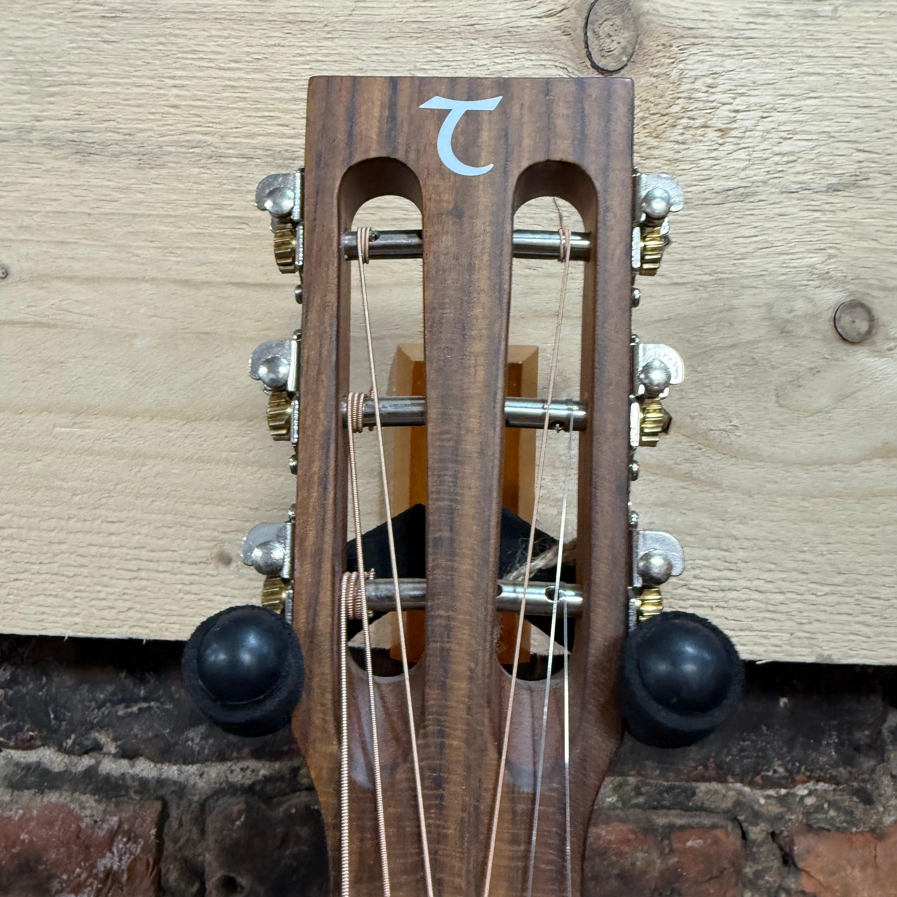 Tanglewood TSC8 E