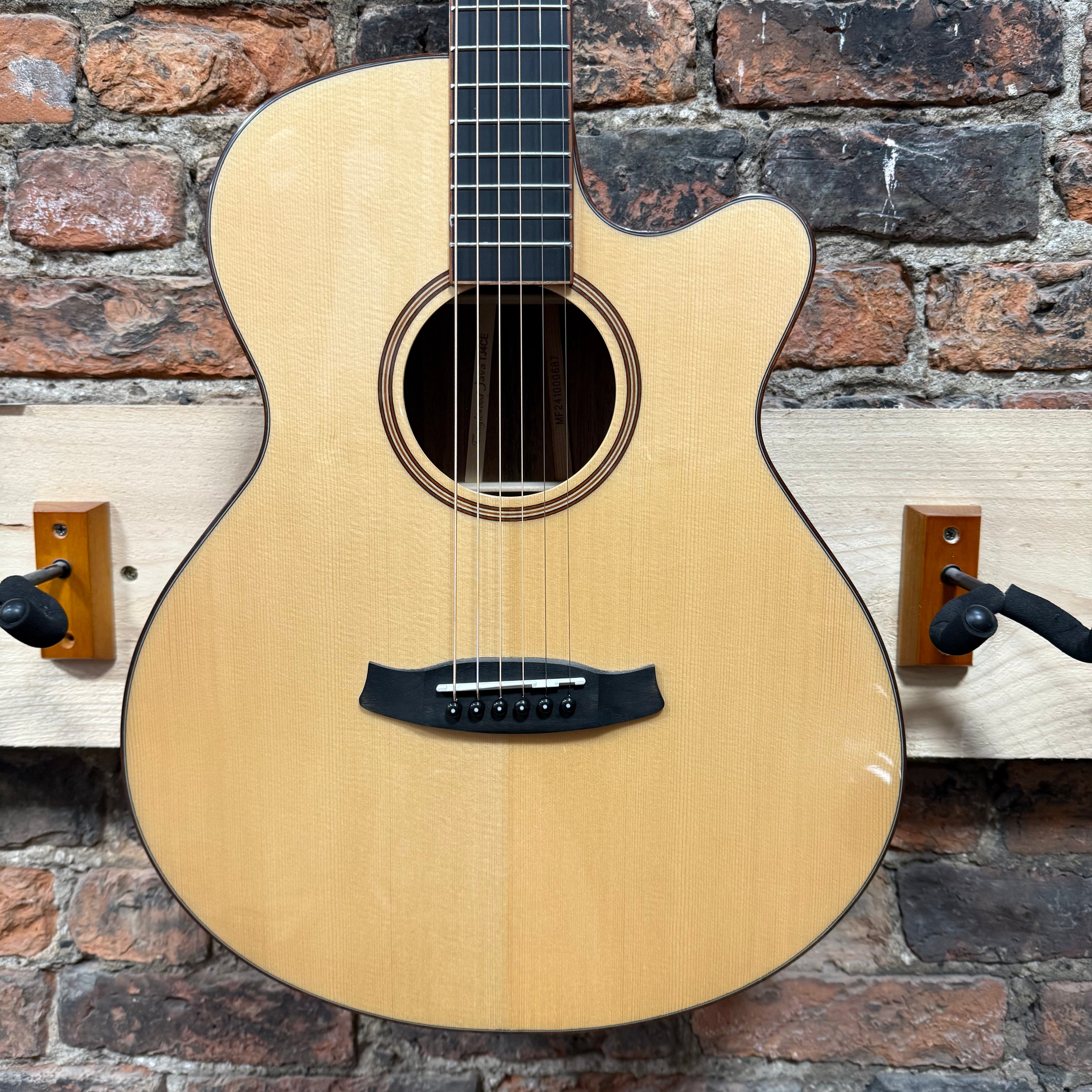 Tanglewood TJ 4 CE