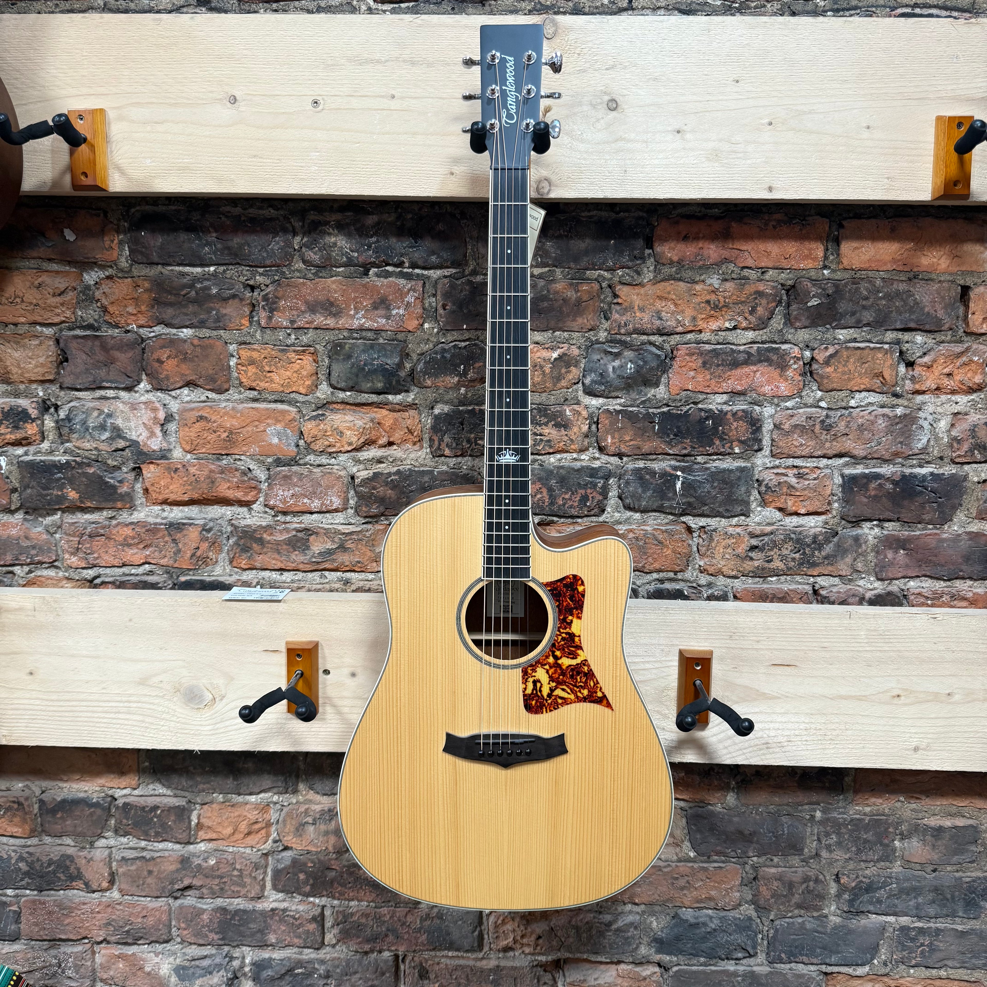 Tanglewood T15 LTD