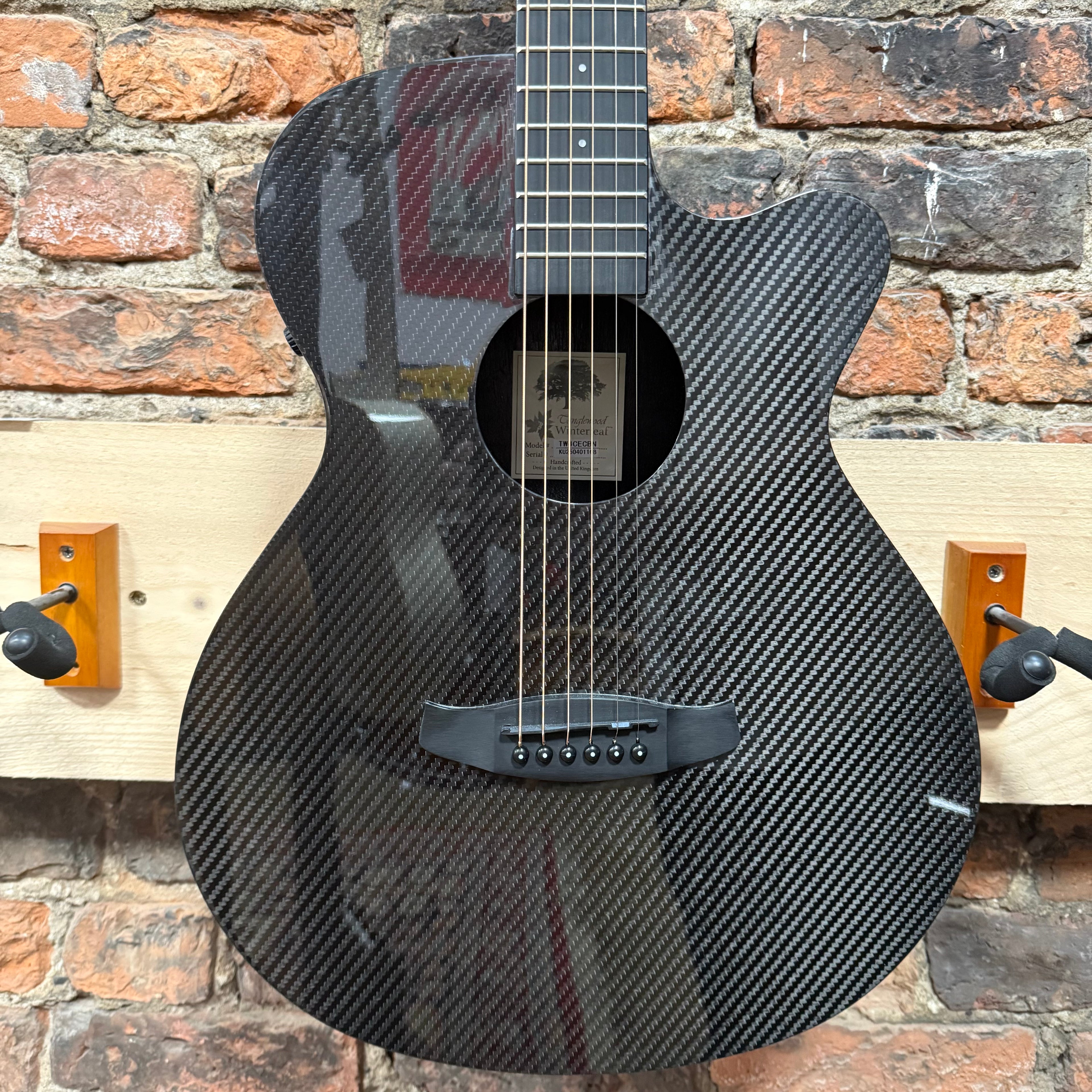Tanglewood TW4 CE CBN Carbon Fibre Top
