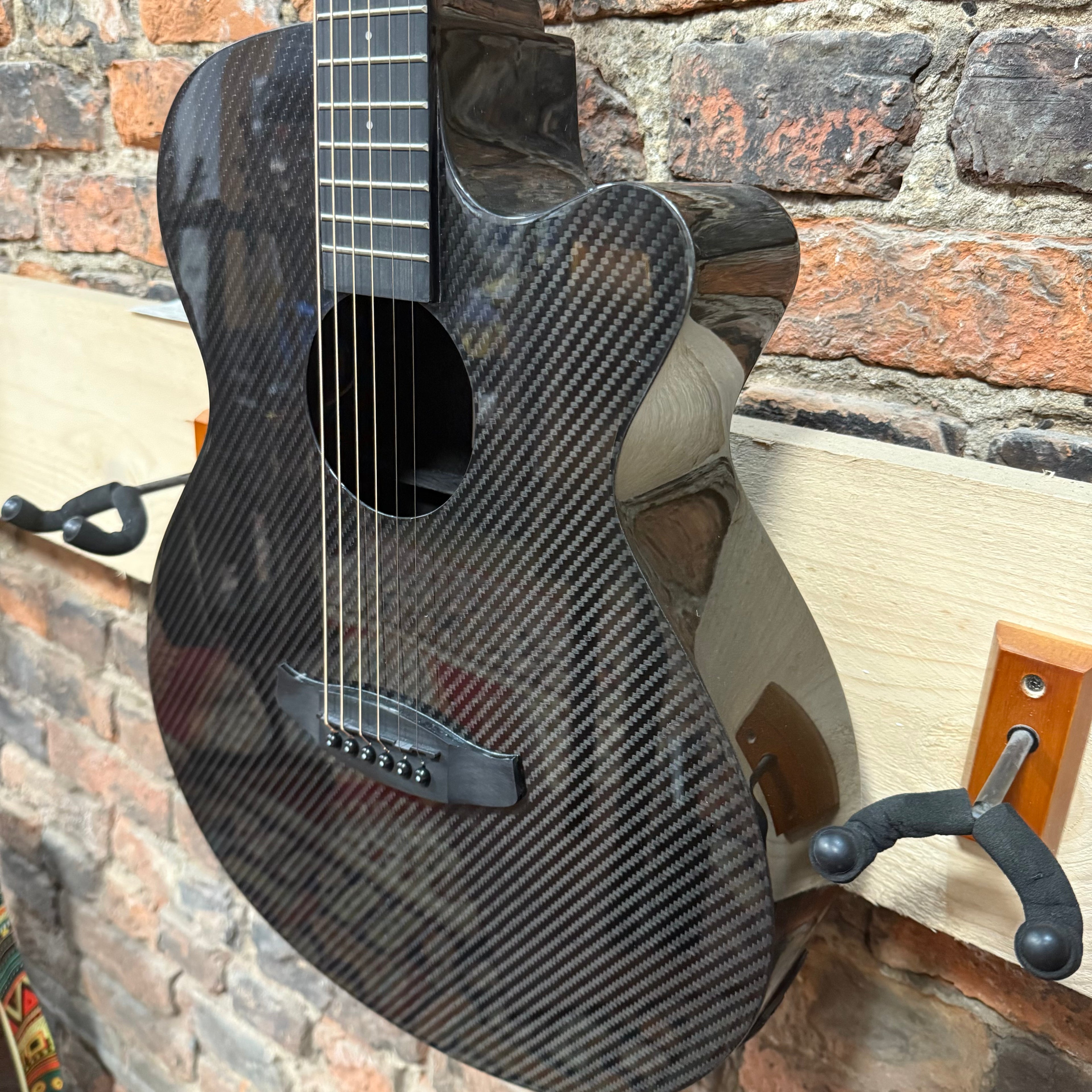 Tanglewood TW4 CE CBN Carbon Fibre Top