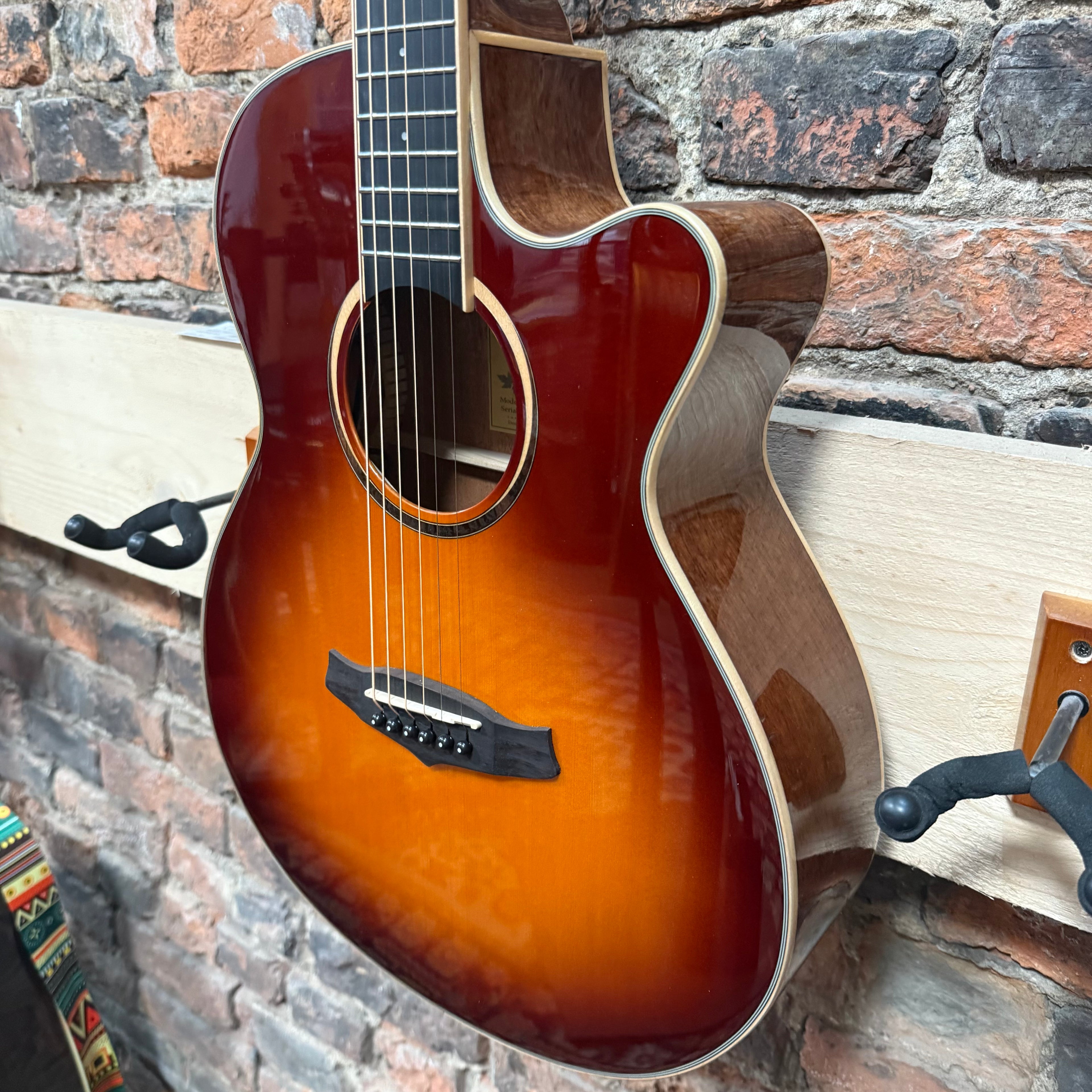 Tanglewood TW4 CE SB