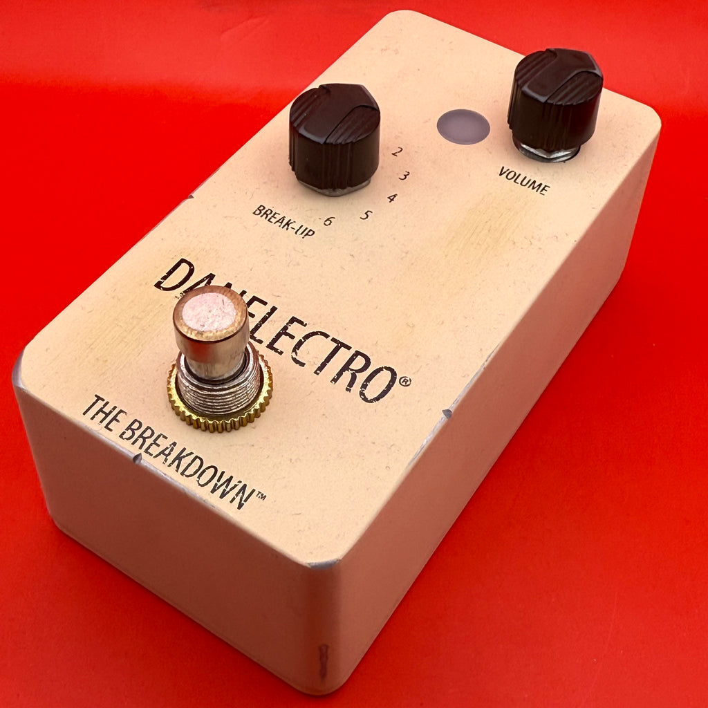 Danelectro The breakdown