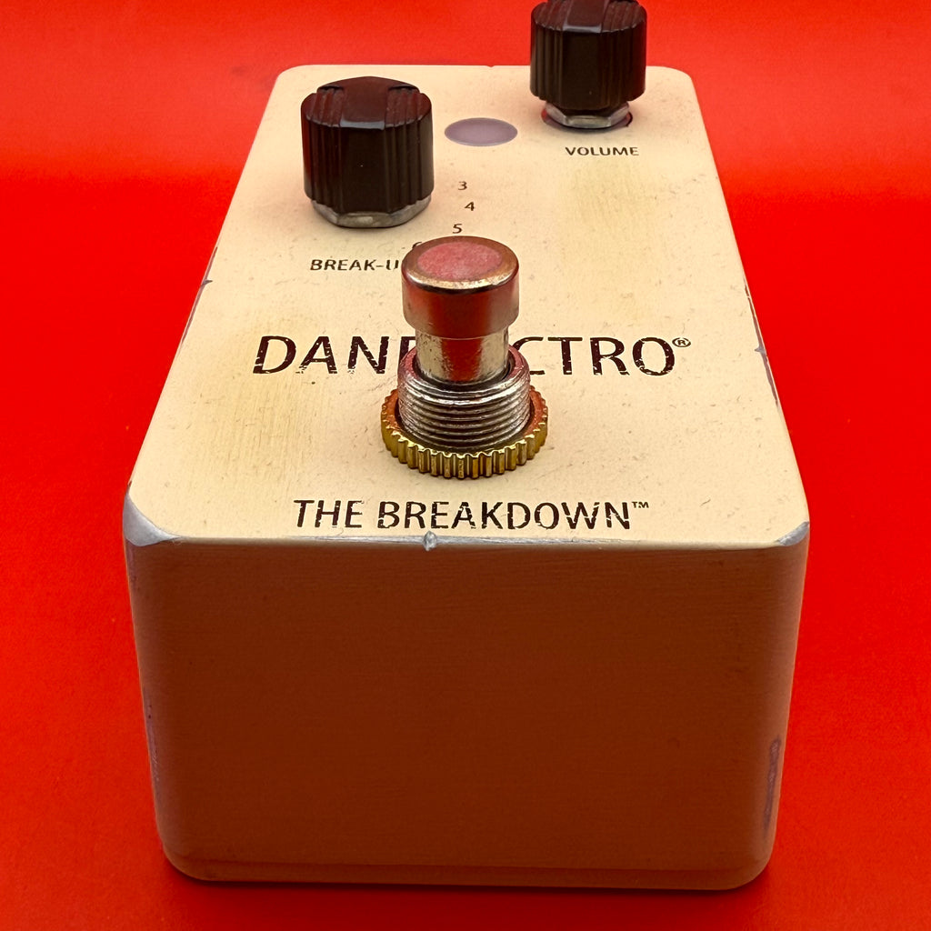 Danelectro The breakdown
