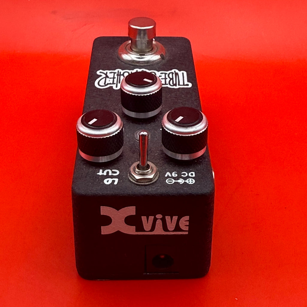 Xvive Tubesquasher